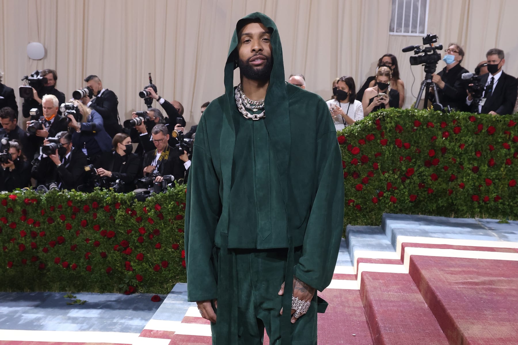 NEW YORK, NEW YORK - MAY 02: Odell Beckham Jr attends "In America: An Anthology of Fashion," the 2022 Costume Institute Benefit at The Metropolitan Museum of Art on May 02, 2022 in New York City. (Photo by Taylor Hill/Getty Images)