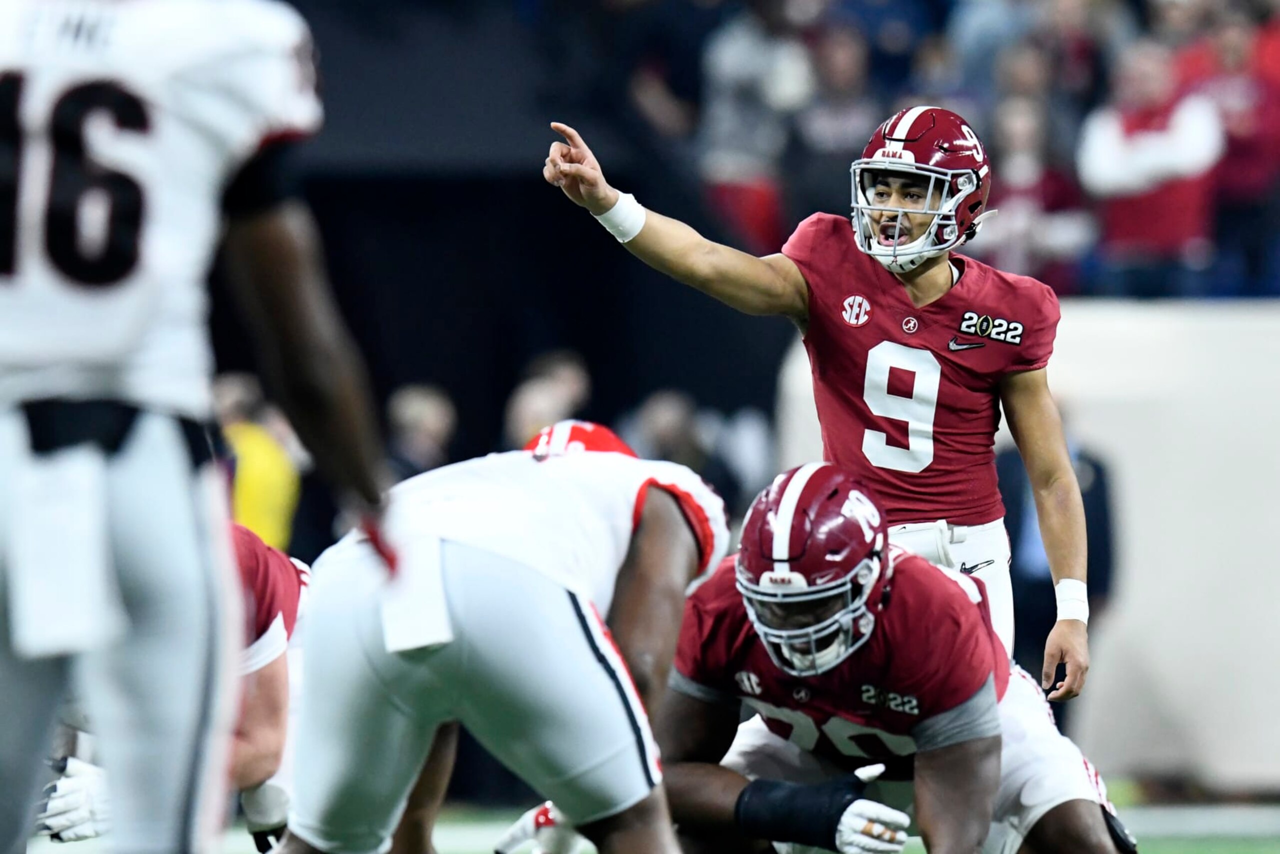 INDIANAPOLIS, IN - JANUARY 10: Alabama Crimson Tide QB Bryce Young (9) signals during the Alabama Crimson Tide versus the Georgia Bulldogs in the College Football Playoff National Championship, on January 10, 2022, at Lucas Oil Stadium in Indianapolis, IN. (Photo by Michael Allio/Icon Sportswire via Getty Images) INDIANAPOLIS, IN - JANUARY 10: Alabama Crimson Tide QB Bryce Young (9) signals during the Alabama Crimson Tide versus the Georgia Bulldogs in the College Football Playoff National Championship, on January 10, 2022, at Lucas Oil Stadium in Indianapolis, IN. (Photo by Michael Allio/Icon Sportswire via Getty Images)