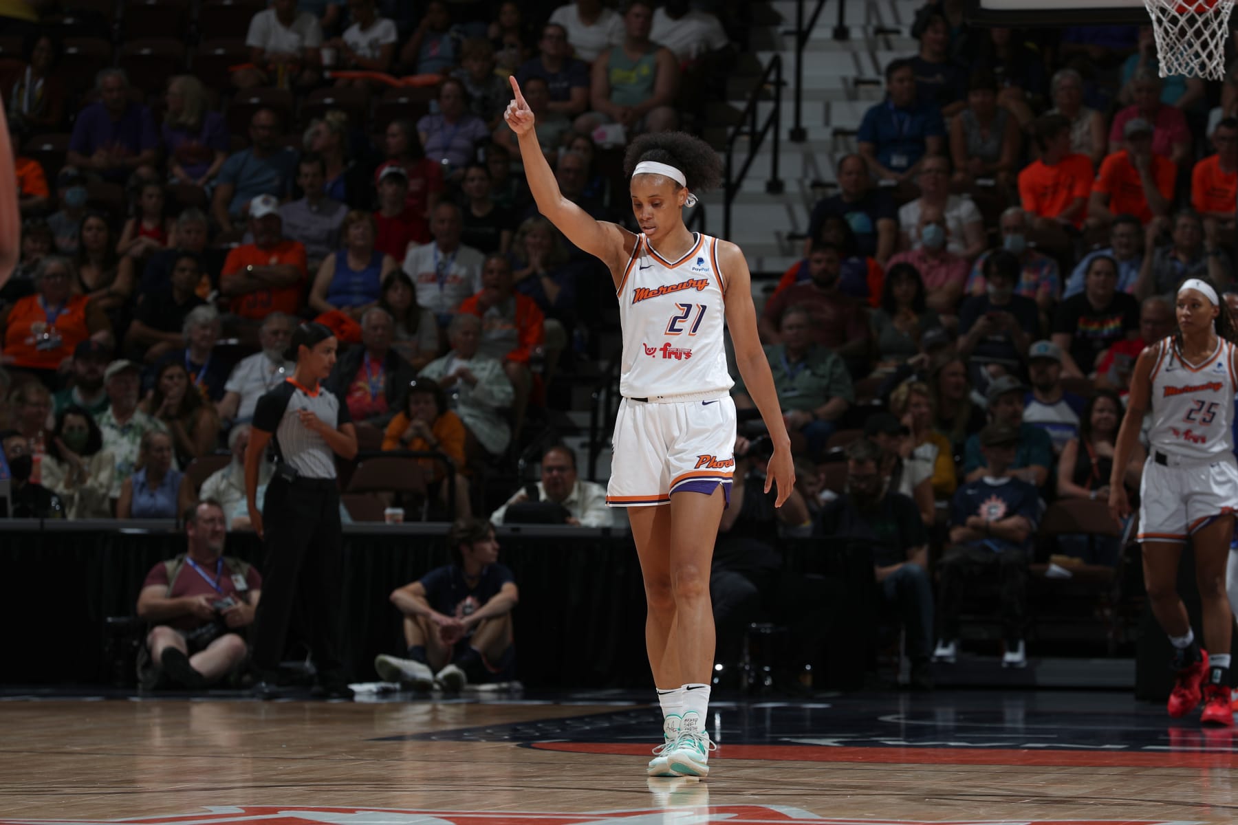 UNCASVILLE, CT - AUGUST 2: Brianna Turner #21 of the Phoenix Mercury reacts to a play during the game against the Connecticut Sun on August 2, 2022 at Mohegan Sun Arena in Uncasville, Connecticut.  NOTE TO USER: User expressly acknowledges and agrees that, by downloading and/or using this Photograph, user is consenting to the terms and conditions of the Getty Images License Agreement. Mandatory Copyright Notice: Copyright 2022 NBAE (Photo by Chris Marion/NBAE via Getty Images)