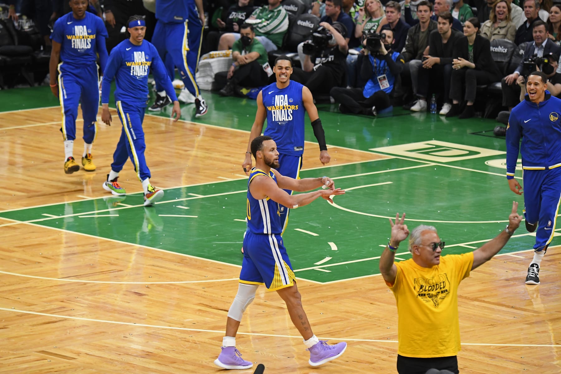 BOSTON, MA - JUNE 16: Stephen Curry #30 of the Golden State Warriors celebrates and points to his finger during Game Six of the 2022 NBA Finals against the Boston Celtics on June 16, 2022 at TD Garden in Boston, Massachusetts. NOTE TO USER: User expressly acknowledges and agrees that, by downloading and or using this photograph, user is consenting to the terms and conditions of Getty Images License Agreement. Mandatory Copyright Notice: Copyright 2022 NBAE (Photo by Brian Babineau/NBAE via Getty Images)