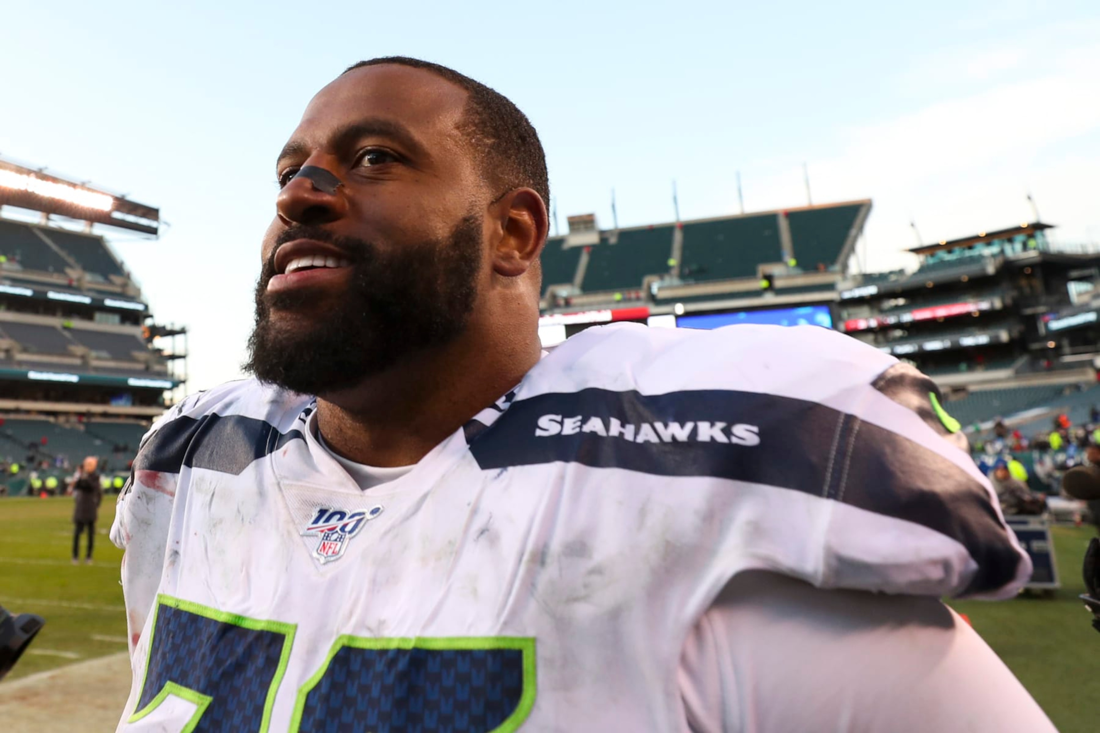 PHILADELPHIA, PA - NOVEMBER 24: Duane Brown #76 of the Seattle Seahawks walks off the field after the game against the Philadelphia Eagles at Lincoln Financial Field on November 24, 2019 in Philadelphia, Pennsylvania. (Photo by Mitchell Leff/Getty Images) PHILADELPHIA, PA - NOVEMBER 24: Duane Brown #76 of the Seattle Seahawks walks off the field after the game against the Philadelphia Eagles at Lincoln Financial Field on November 24, 2019 in Philadelphia, Pennsylvania. (Photo by Mitchell Leff/Getty Images)