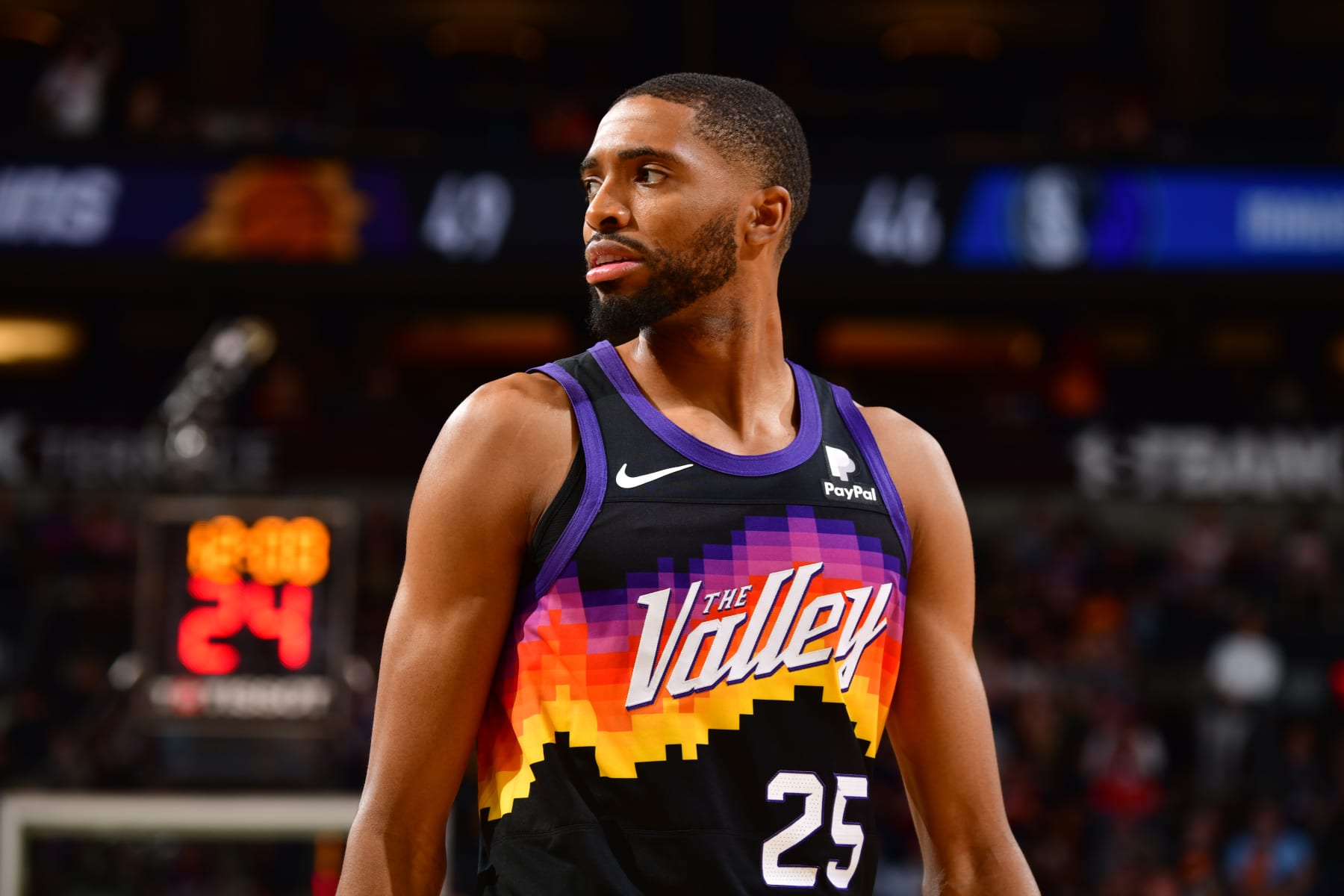 PHOENIX, AZ - MAY 10: Mikal Bridges #25 of the Phoenix Suns looks on against the Dallas Mavericks during Game 5 of the 2022 NBA Playoffs Western Conference Semifinals on May 10, 2022 at Footprint Center in Phoenix, Arizona. NOTE TO USER: User expressly acknowledges and agrees that, by downloading and or using this photograph, user is consenting to the terms and conditions of the Getty Images License Agreement. Mandatory Copyright Notice: Copyright 2022 NBAE (Photo by Barry Gossage/NBAE via Getty Images)