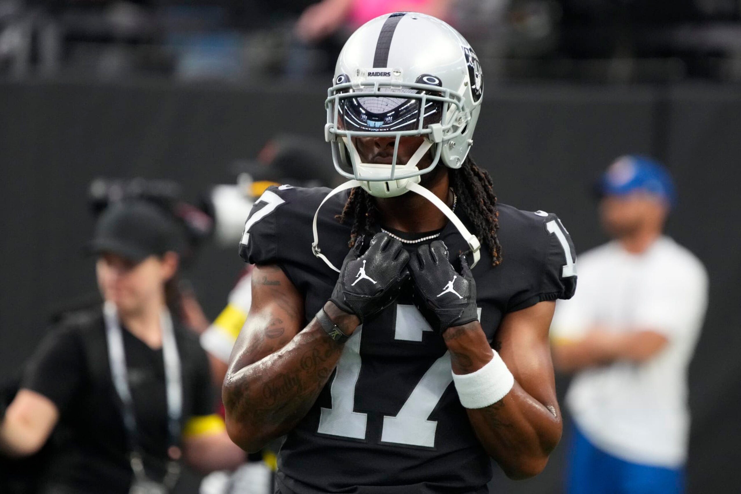 Las Vegas Raiders wide receiver Davante Adams (17) during the first half of an NFL preseason football game against the Minnesota Vikings, Sunday, Aug. 14, 2022, in Las Vegas. (AP Photo/Rick Scuteri)