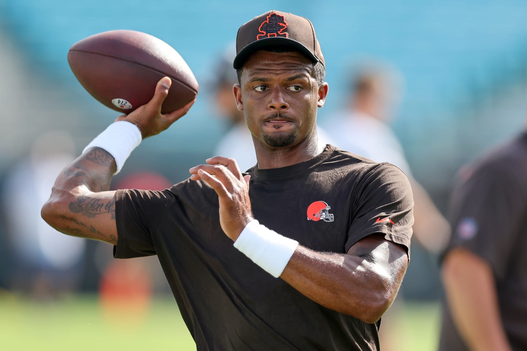 JACKSONVILLE, FL - AUGUST 12: Deshaun Watson #4 of the Cleveland Browns warms up prior to a football game against the Jacksonville Jaguars at TIAA Bank Field on August 12, 2022 in Jacksonville, Florida. (Photo by Mike Carlson/Getty Images)