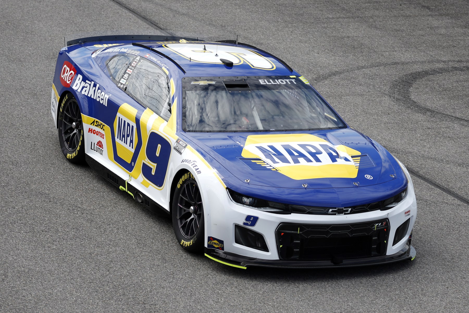 RICHMOND, VIRGINIA - AUGUST 14: Chase Elliott, driver of the #9 NAPA Auto Parts Chevrolet, drives during the NASCAR Cup Series Federated Auto Parts 400 at Richmond Raceway on August 14, 2022 in Richmond, Virginia. (Photo by Jared C. Tilton/Getty Images)