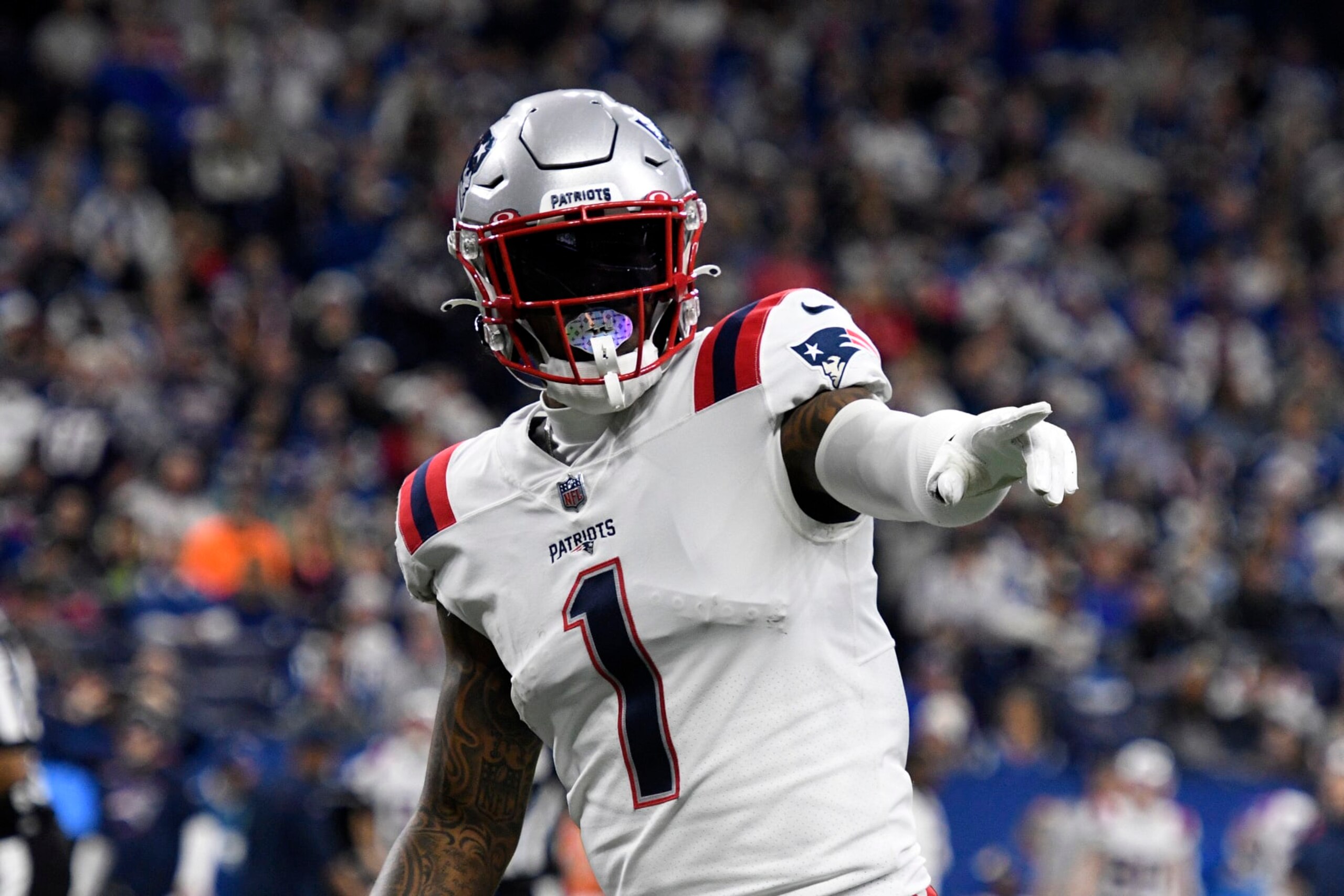 INDIANAPOLIS, IN - DECEMBER 18: New England Patriots Wide Receiver N'Keal Harry (1) points across the field during the NFL football game between the New England Patriots and the Indianapolis Colts on December 18, 2021, at Lucas Oil Stadium in Indianapolis, Indiana. (Photo by Michael Allio/Icon Sportswire via Getty Images)