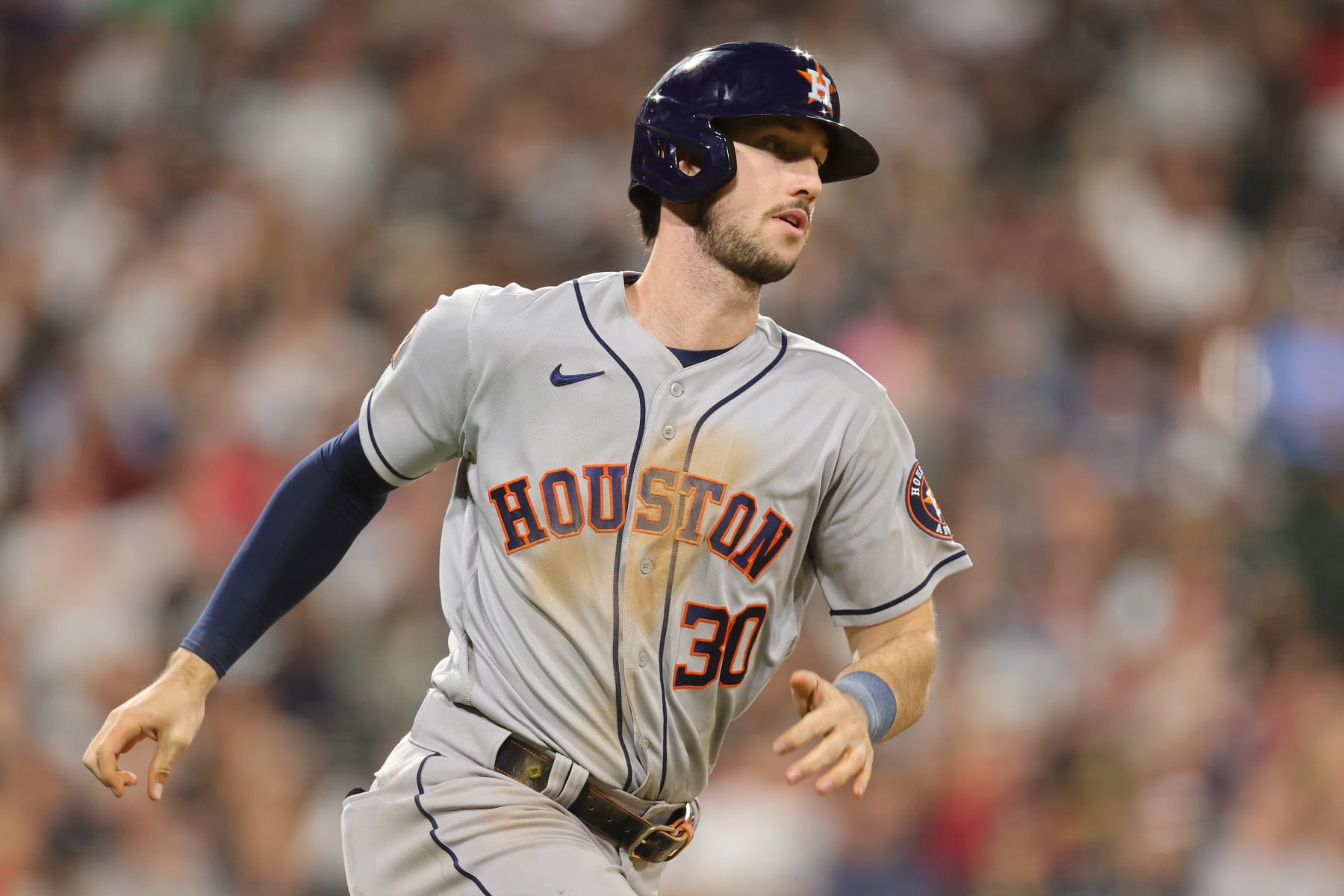 CHICAGO, ILLINOIS - AUGUST 16: Kyle Tucker #30 of the Houston Astros runs to second base after hitting a RBI double against the Chicago White Sox during the third inning at Guaranteed Rate Field on August 16, 2022 in Chicago, Illinois. (Photo by Michael Reaves/Getty Images)