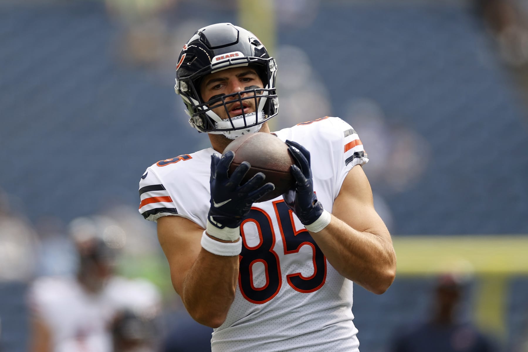 SEATTLE, WASHINGTON - AUGUST 18: Cole Kmet #85 of the Chicago Bears warms up before the preseason game between the Seattle Seahawks and the Chicago Bears at Lumen Field on August 18, 2022 in Seattle, Washington. (Photo by Steph Chambers/Getty Images)
