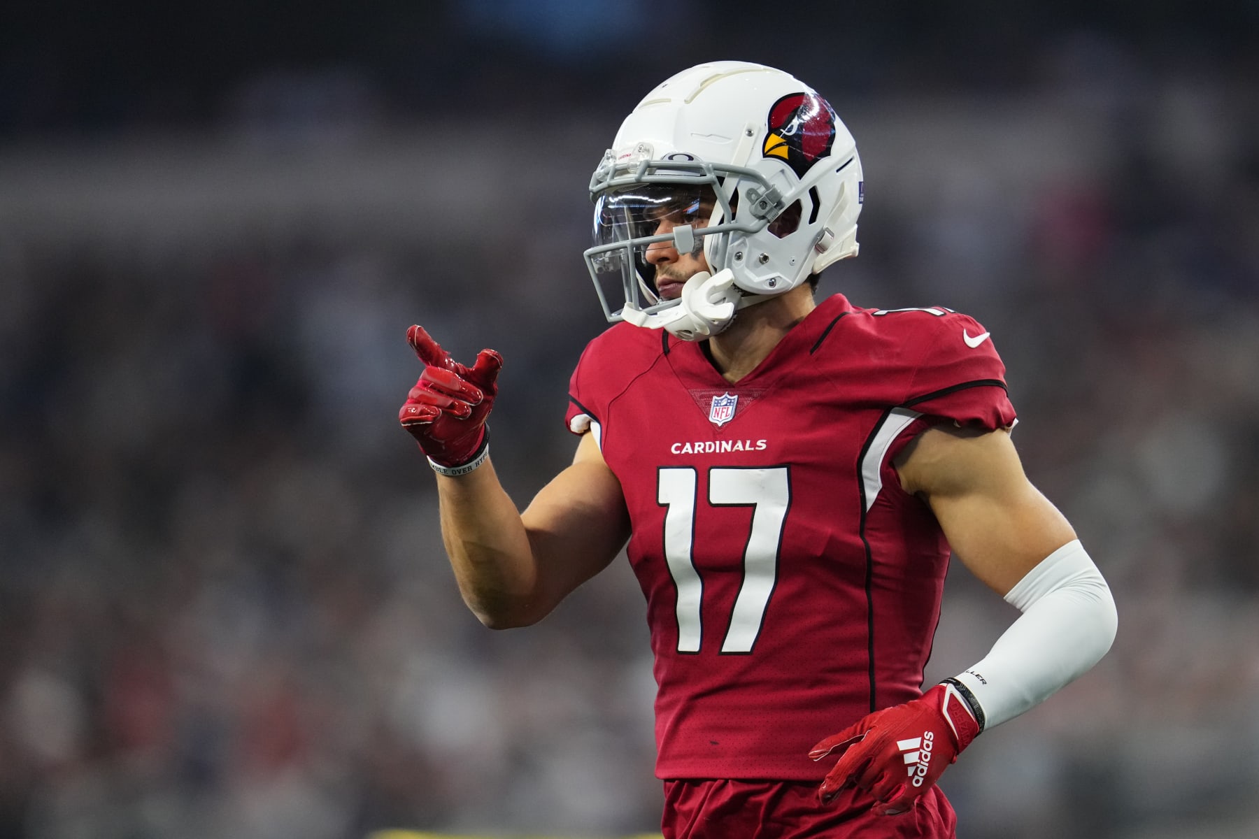 ARLINGTON, TEXAS - JANUARY 02: Andy Isabella #17 of the Arizona Cardinals gets set against the Dallas Cowboys during an NFL game at AT&T Stadium on January 02, 2022 in Arlington, Texas. (Photo by Cooper Neill/Getty Images)