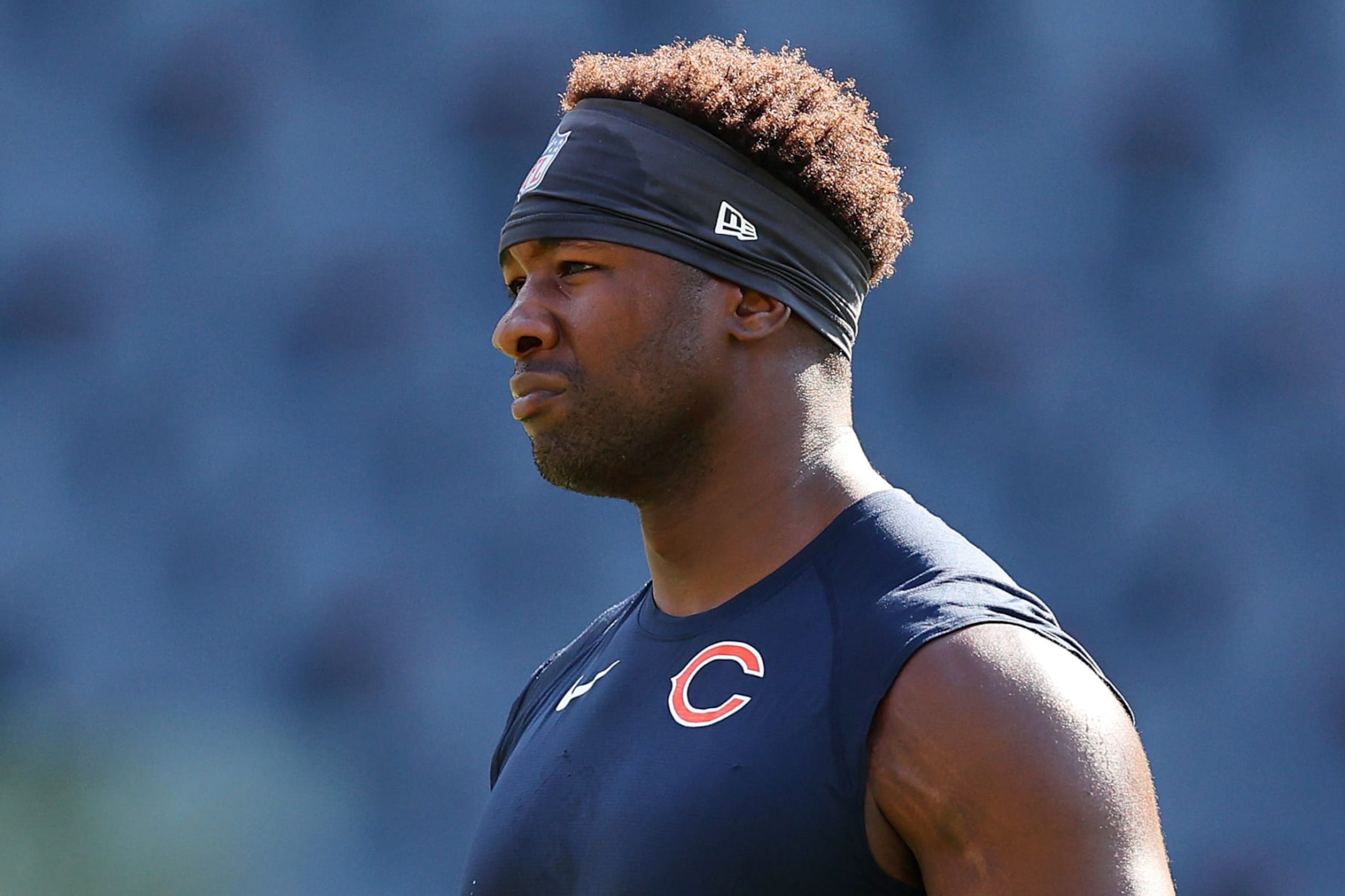 CHICAGO, ILLINOIS - AUGUST 13: Roquan Smith #58 of the Chicago Bears looks on prior to the preseason game against the Kansas City Chiefs at Soldier Field on August 13, 2022 in Chicago, Illinois. (Photo by Michael Reaves/Getty Images) CHICAGO, ILLINOIS - AUGUST 13: Roquan Smith #58 of the Chicago Bears looks on prior to the preseason game against the Kansas City Chiefs at Soldier Field on August 13, 2022 in Chicago, Illinois. (Photo by Michael Reaves/Getty Images)