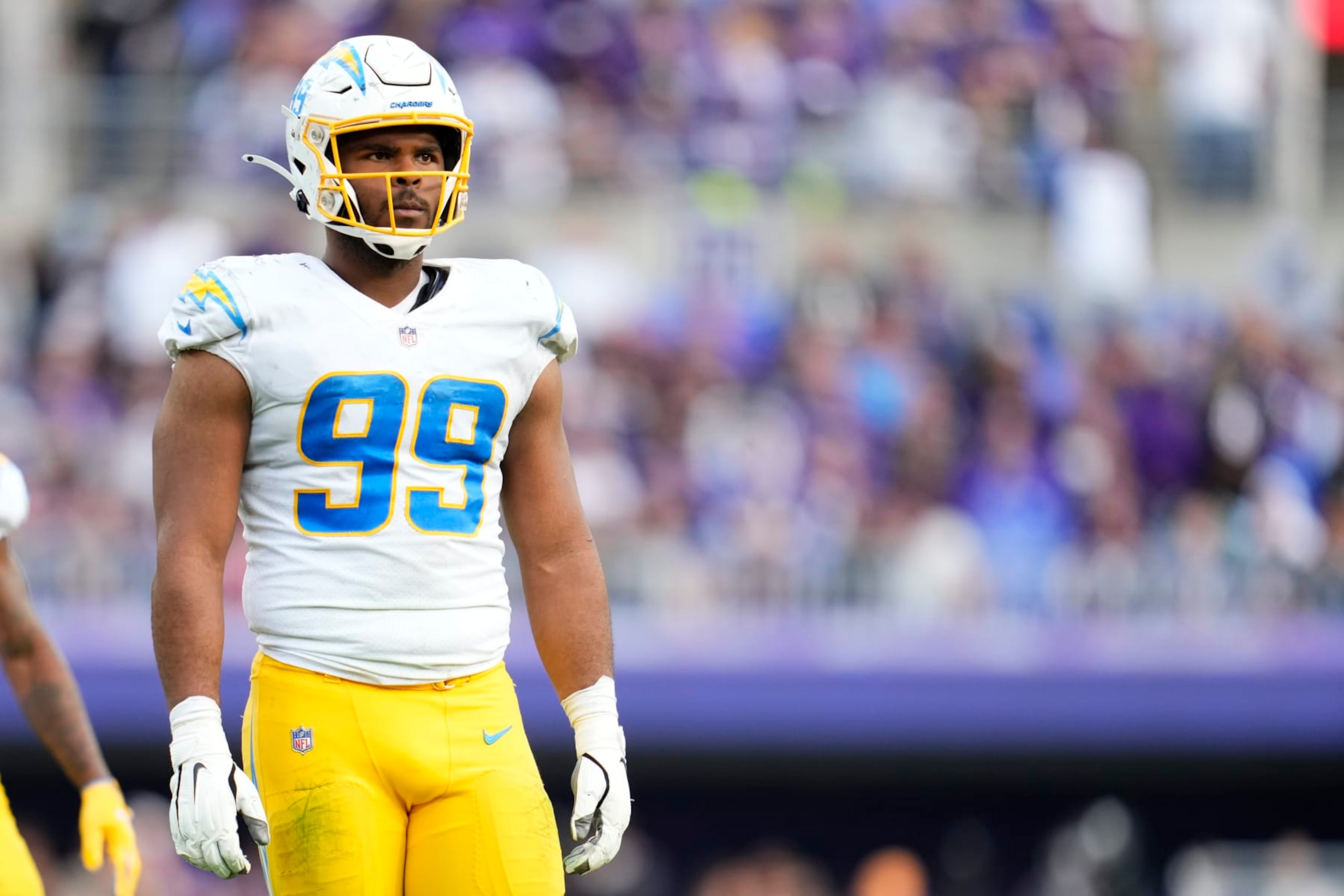 BALTIMORE, MARYLAND - OCTOBER 17: Jerry Tillery #99 of the Los Angeles Chargers gets set against the during to an NFL game against the Baltimore Raven at M&T Bank Stadium on October 17, 2021 in Baltimore, Maryland. (Photo by Cooper Neill/Getty Images) BALTIMORE, MARYLAND - OCTOBER 17: Jerry Tillery #99 of the Los Angeles Chargers gets set against the during to an NFL game against the Baltimore Raven at M&T Bank Stadium on October 17, 2021 in Baltimore, Maryland. (Photo by Cooper Neill/Getty Images)
