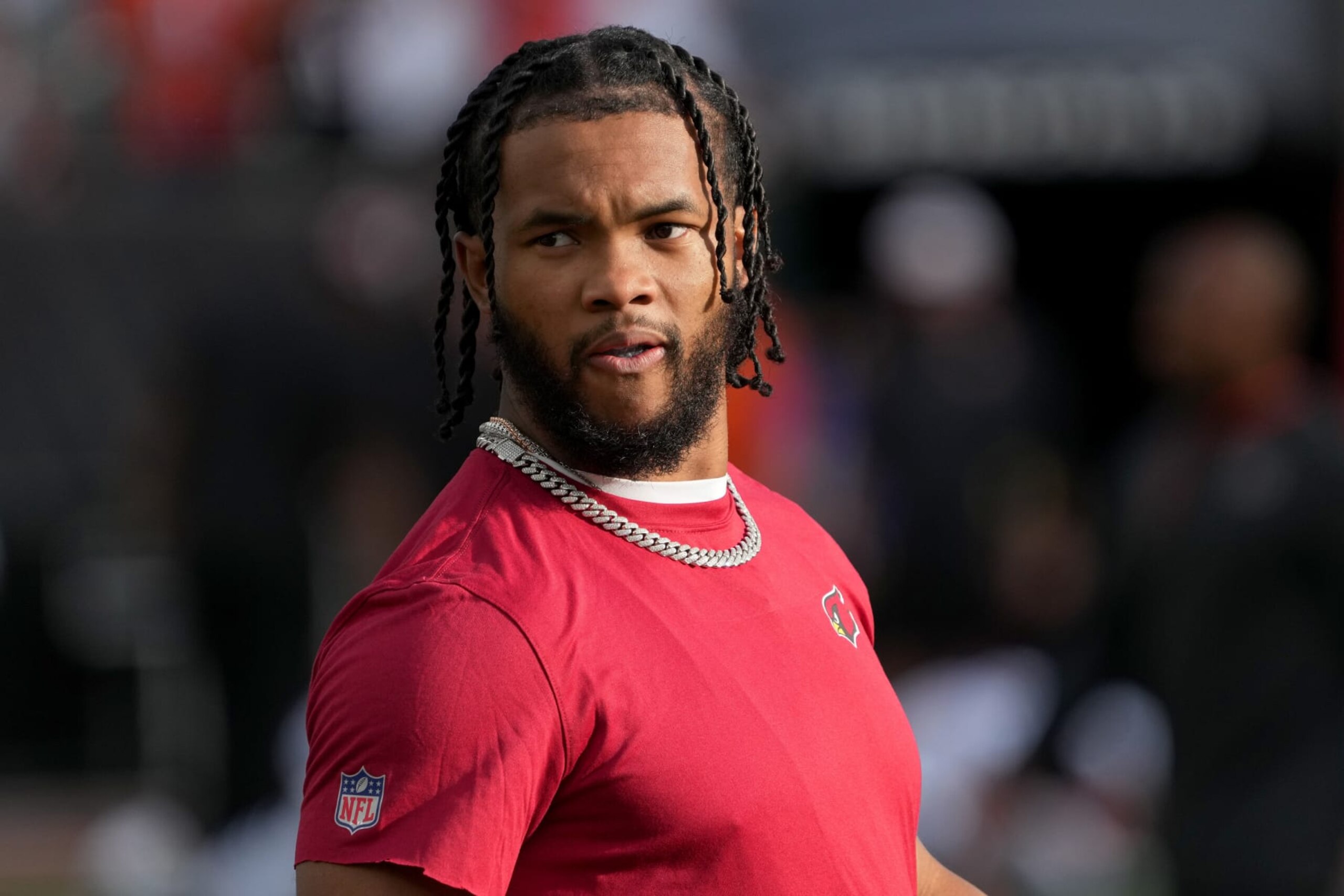 CINCINNATI, OHIO - AUGUST 12: Kyler Murray #1 of the Arizona Cardinals walks across the field before a preseason game against the Cincinnati Bengals at Paycor Stadium on August 12, 2022 in Cincinnati, Ohio. (Photo by Dylan Buell/Getty Images) CINCINNATI, OHIO - AUGUST 12: Kyler Murray #1 of the Arizona Cardinals walks across the field before a preseason game against the Cincinnati Bengals at Paycor Stadium on August 12, 2022 in Cincinnati, Ohio. (Photo by Dylan Buell/Getty Images)