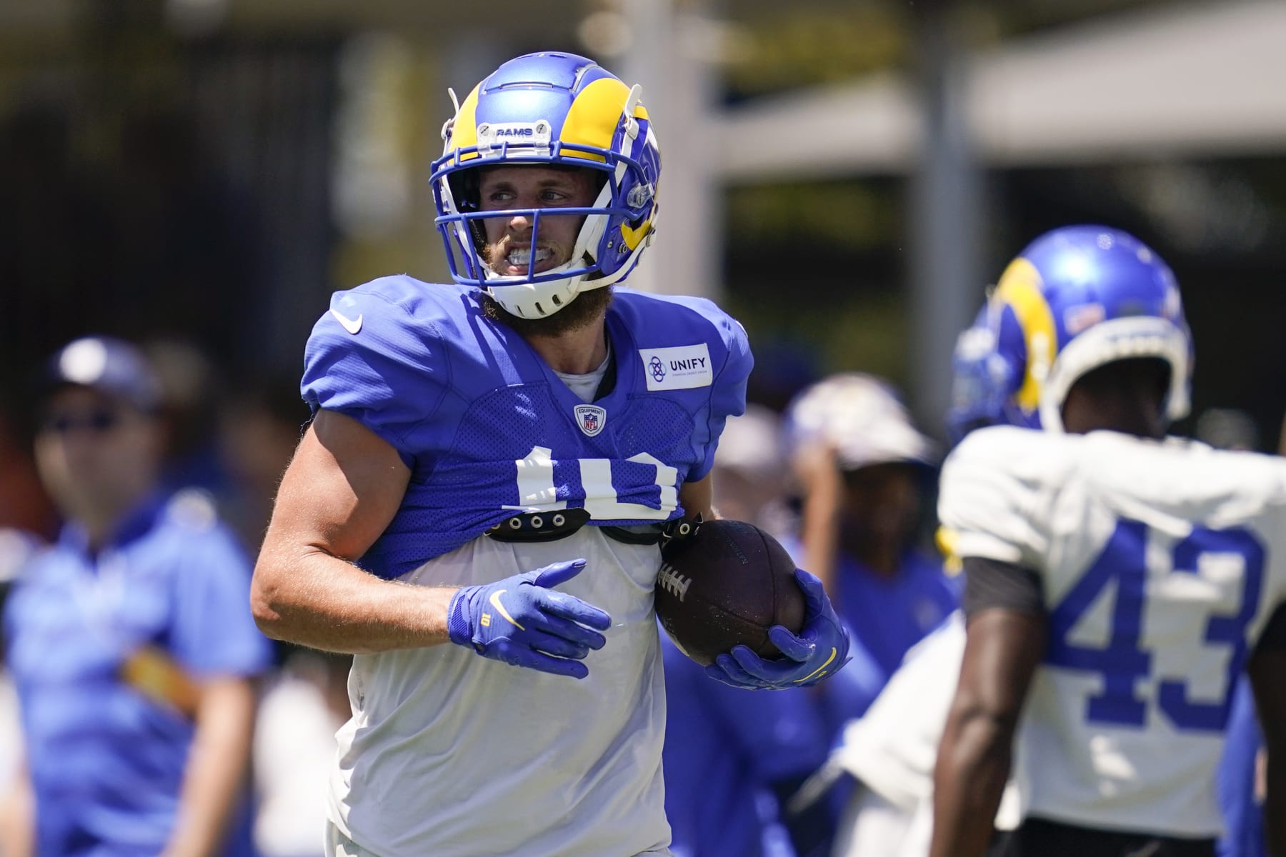 Los Angeles Rams wide receiver Cooper Kupp (10) participates in drills at the NFL football team's practice facility in Irvine, Calif. Monday, Aug. 8, 2022. (AP Photo/Ashley Landis)