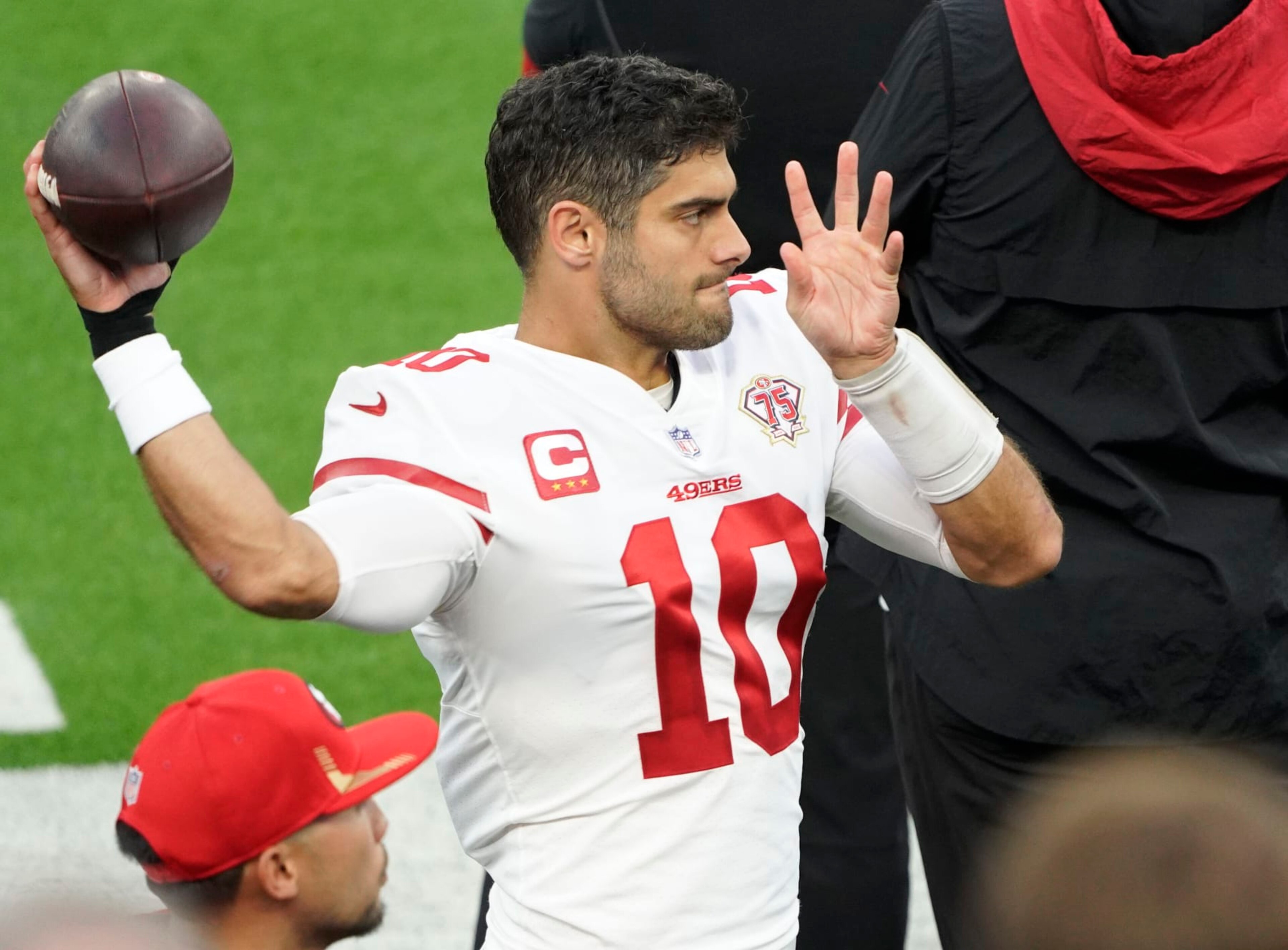 INGLEWOOD, CA - JANUARY 30: Jimmy Garoppolo #10 of the 49ers during the NFC Conference Championship game between the San Francisco 49ers and the Los Angeles Rams on January 30, 2022, at SoFi Stadium in Inglewood, CA. (Photo by Icon Sportswire) INGLEWOOD, CA - JANUARY 30: Jimmy Garoppolo #10 of the 49ers during the NFC Conference Championship game between the San Francisco 49ers and the Los Angeles Rams on January 30, 2022, at SoFi Stadium in Inglewood, CA. (Photo by Icon Sportswire)