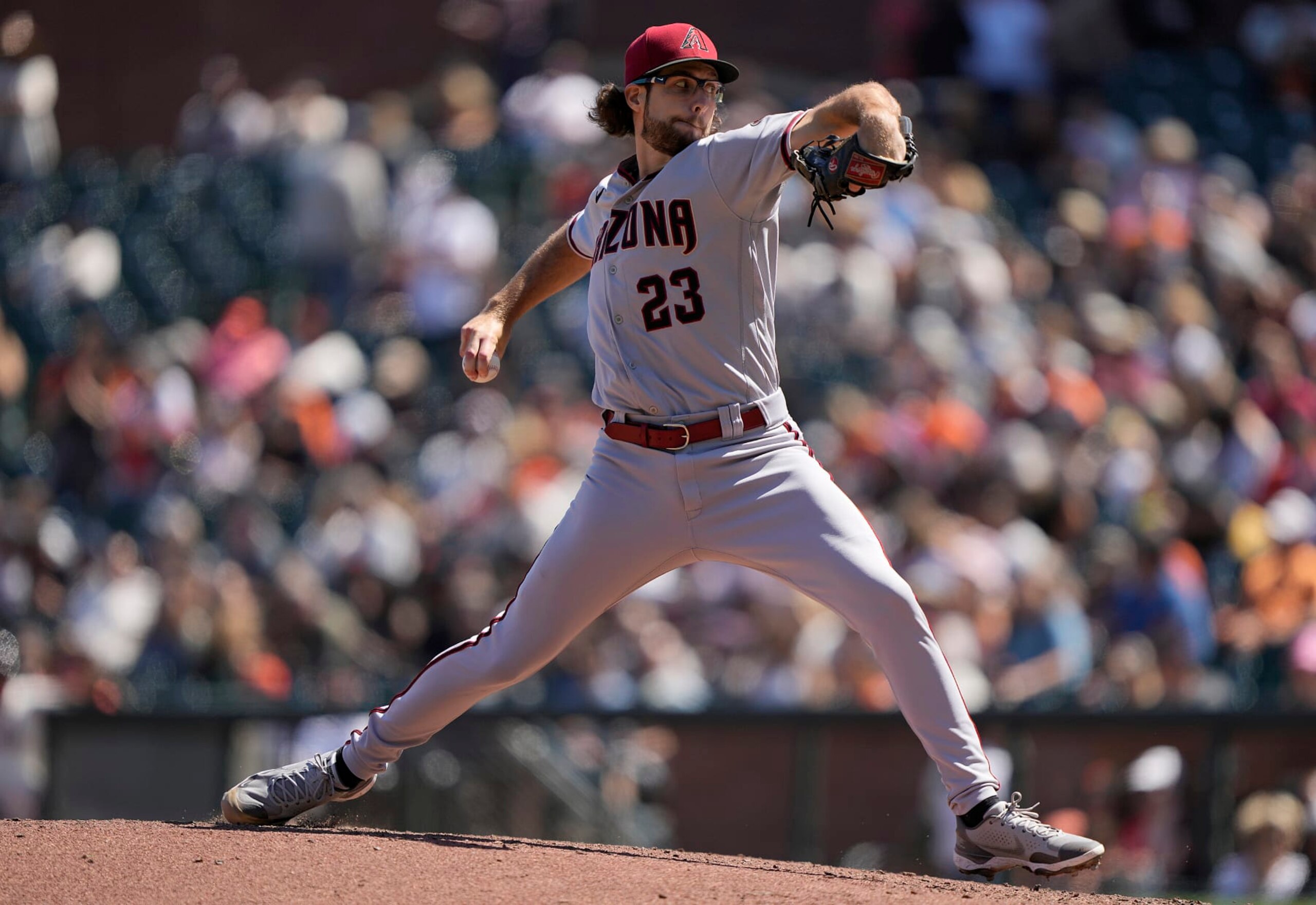 SAN FRANCISCO, CALIFORNIA - AUGUST 18: Zac Gallen #23 of the Arizona Diamondbacks pitches against the San Francisco Giants in the bottom of the seventh inning at Oracle Park on August 18, 2022 in San Francisco, California. (Photo by Thearon W. Henderson/Getty Images)