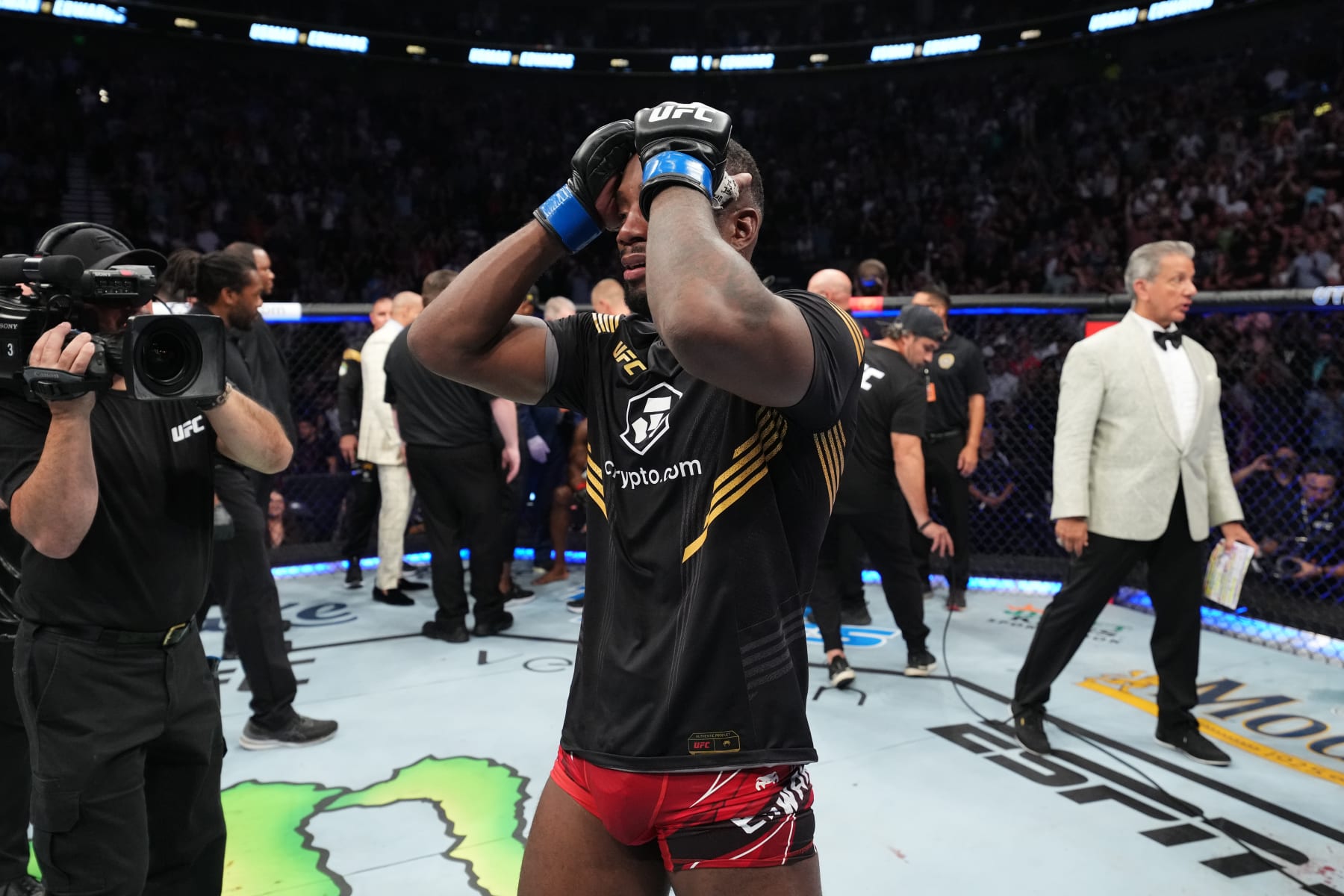 SALT LAKE CITY, UTAH - AUGUST 20: Leon Edwards of Jamaica reacts after defeating Kamaru Usman of Nigeria in the UFC welterweight championship fight during the UFC 278 event at Vivint Arena on August 20, 2022 in Salt Lake City, Utah. (Photo by Josh Hedges/Zuffa LLC)