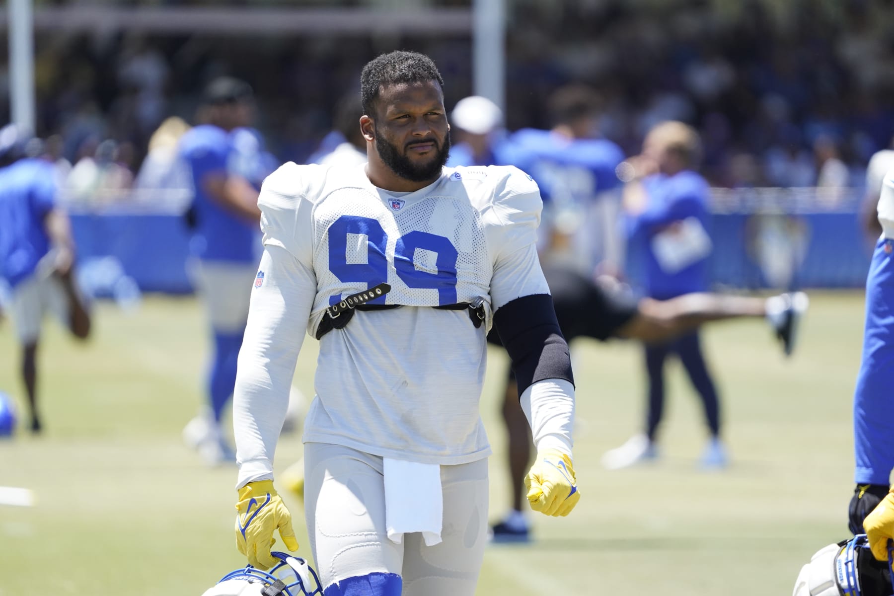 IRVINE, CA - AUGUST 06:  Aaron Donald #99 of the Rams works out during the Los Angeles Rams Training Camp on August 06, 2022, at UC Irvine in Irvine, CA. (Photo by Icon Sportswire)