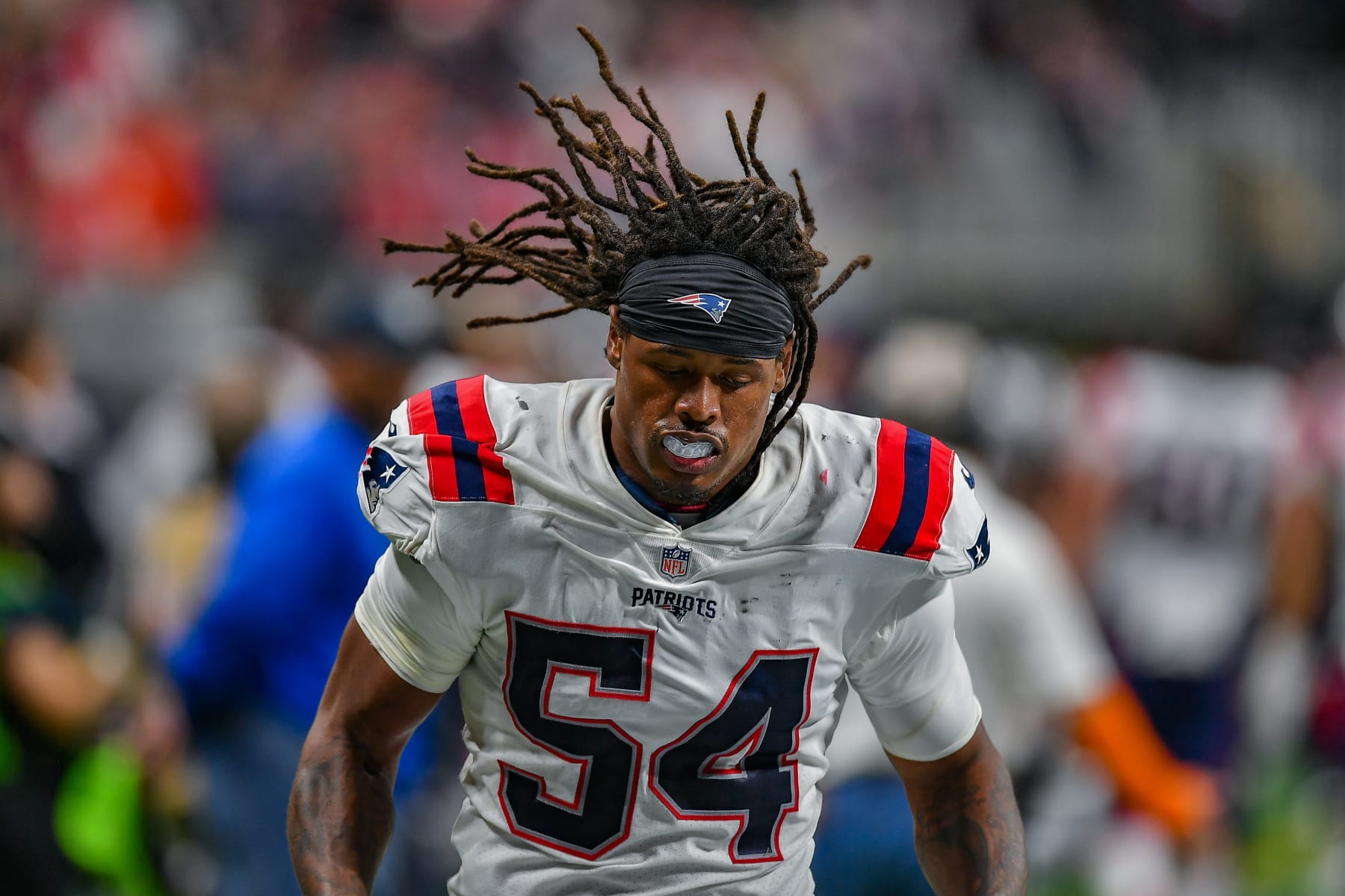 ATLANTA, GA  NOVEMBER 18:  New England outside linebacker Dont'a Hightower (54) during the NFL game between the New England Patriots and the Atlanta Falcons on November 18th, 2021 at Mercedes-Benz Stadium in Atlanta, GA.  (Photo by Rich von Biberstein/Icon Sportswire via Getty Images)