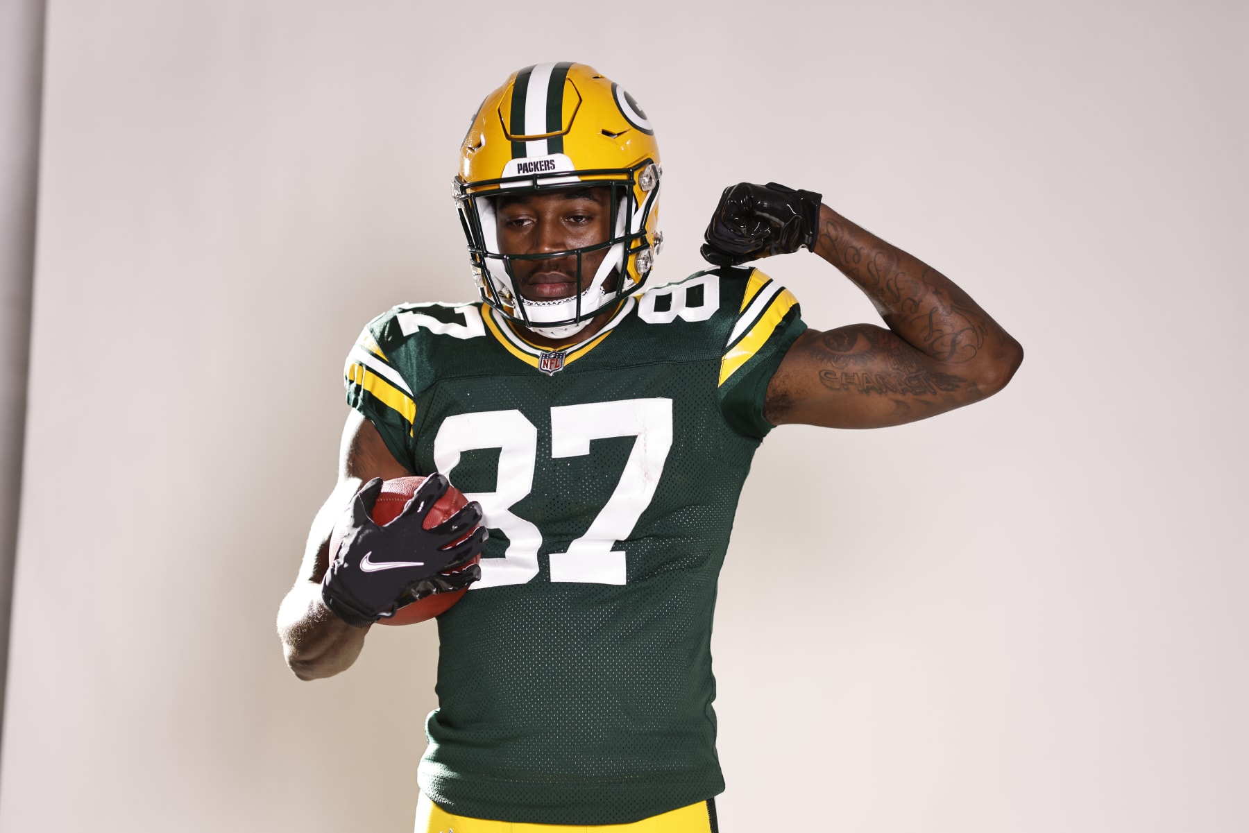LOS ANGELES, CALIFORNIA - MAY 21: Romeo Doubs #87 of the Green Bay Packers poses for a portrait during the NFLPA Rookie Premiere on May 21, 2022 in Los Angeles, California (Photo by Michael Owens/Getty Images)