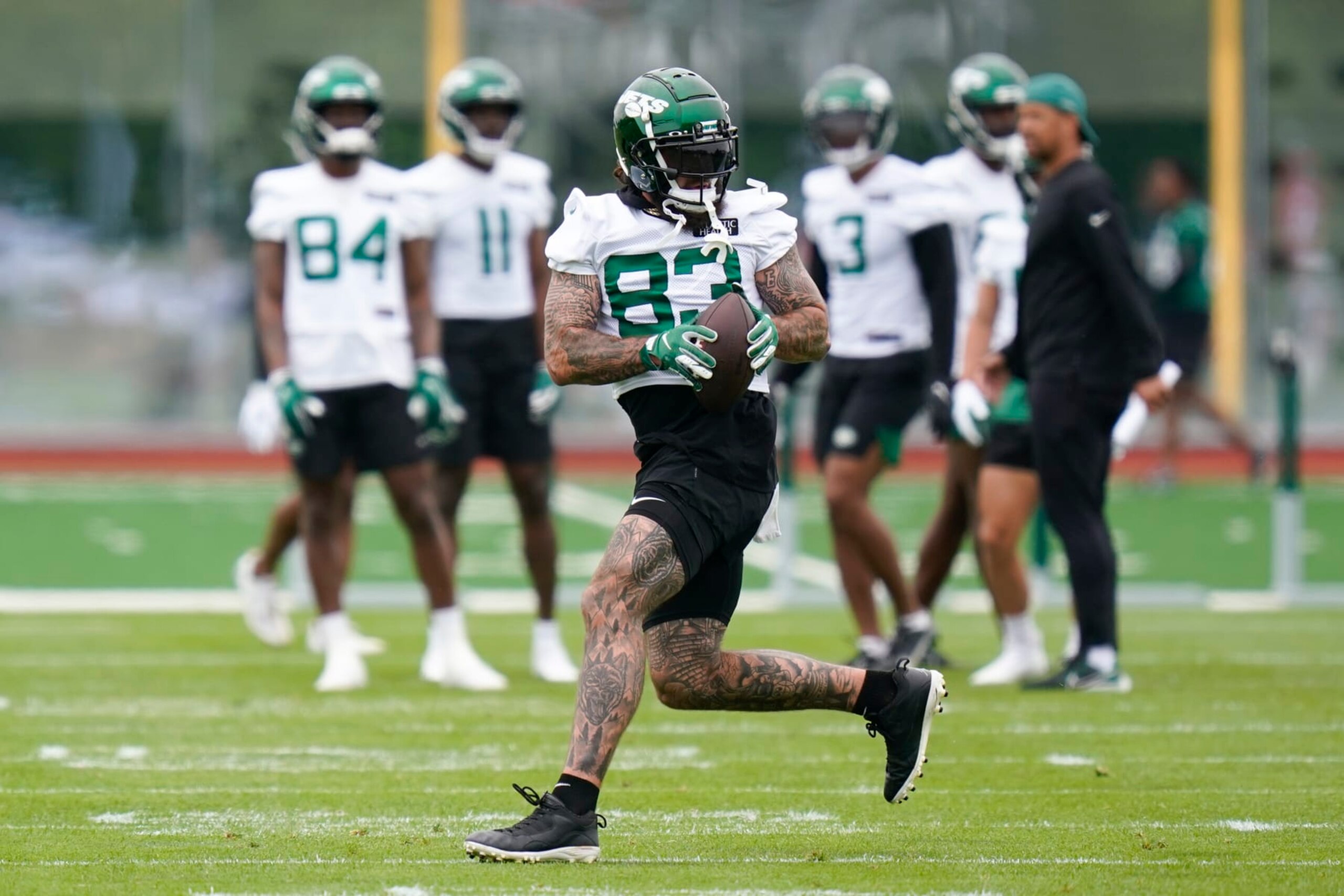 New York Jets' Tyler Conklin participates in a drill at the NFL football team's training facility in Florham Park, N.J., Tuesday, May 24, 2022. (AP Photo/Seth Wenig) New York Jets' Tyler Conklin participates in a drill at the NFL football team's training facility in Florham Park, N.J., Tuesday, May 24, 2022. (AP Photo/Seth Wenig)