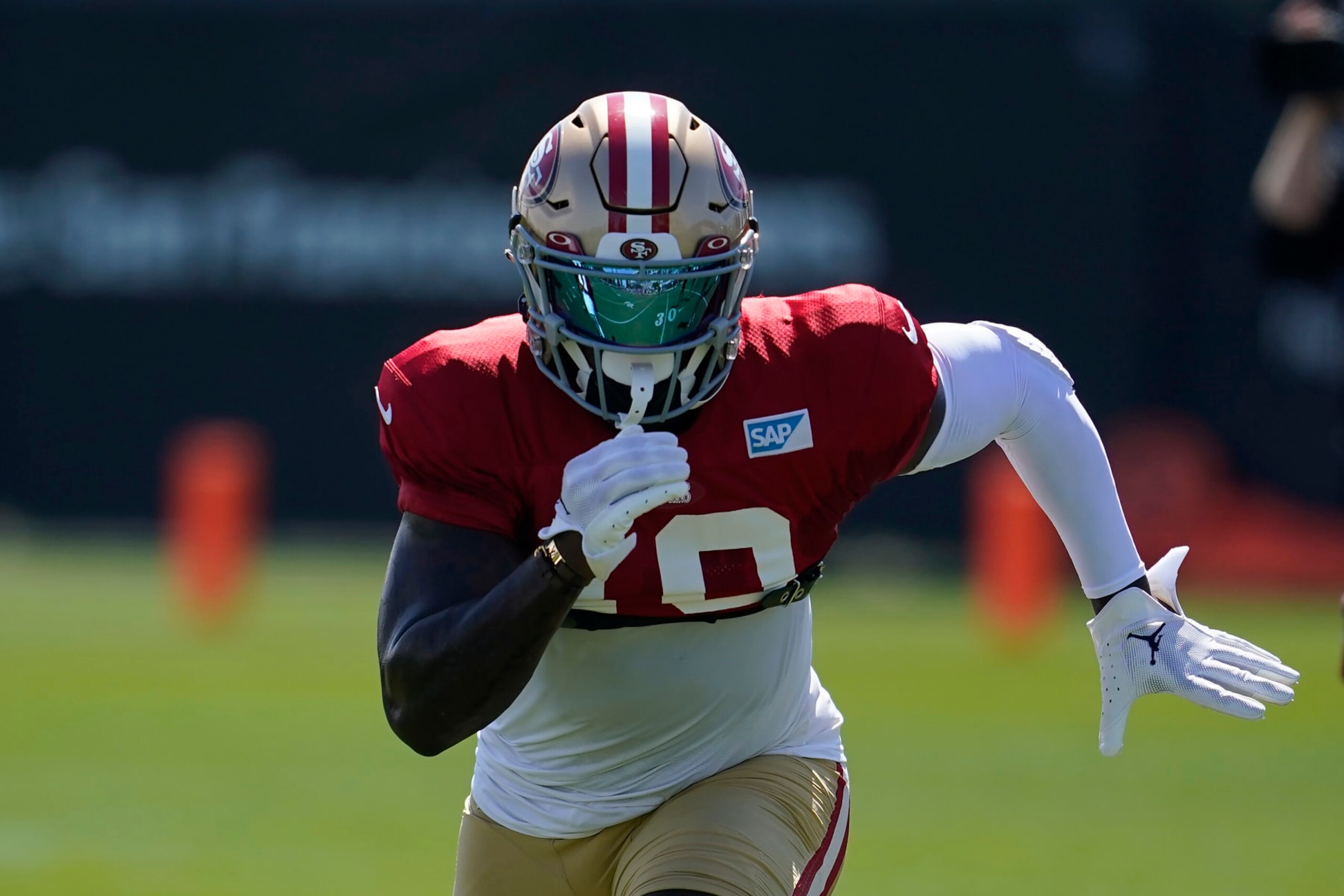 San Francisco 49ers wide receiver Deebo Samuel takes part in drills at the NFL football team's practice facility in Santa Clara, Calif., Friday, Aug. 5, 2022. (AP Photo/Jeff Chiu)