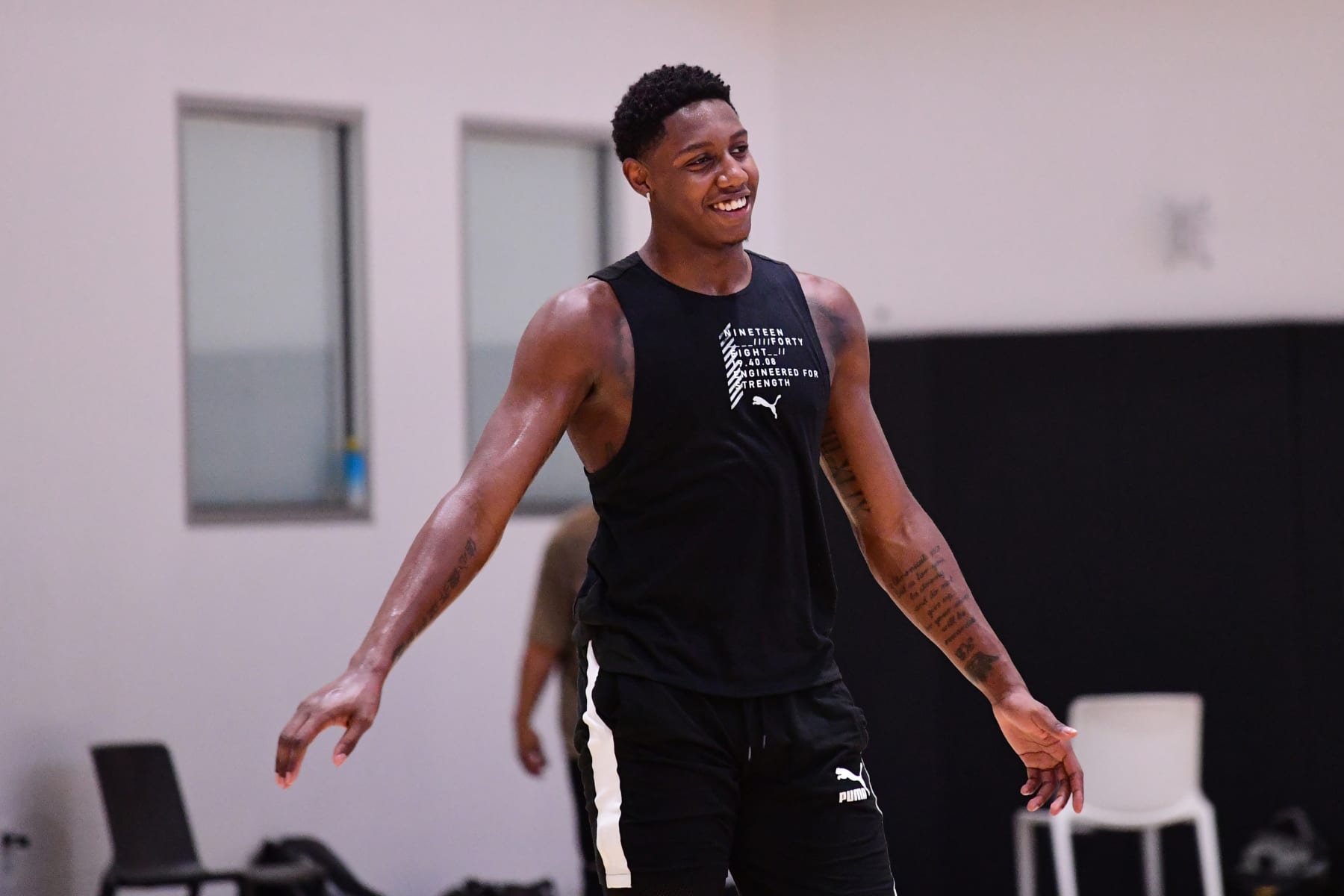 LOS ANGELES, CA - AUGUST 10: A behind the scenes photo of a RJ Barrett #9 of the New York Knicks workout on August 10, 2022 at Shalhevet High School in Los Angeles, California. NOTE TO USER: User expressly acknowledges and agrees that, by downloading and/or using this Photograph, user is consenting to the terms and conditions of the Getty Images License Agreement. Mandatory Copyright Notice: Copyright 2022 NBAE (Photo by Adam Pantozzi/NBAE via Getty Images)