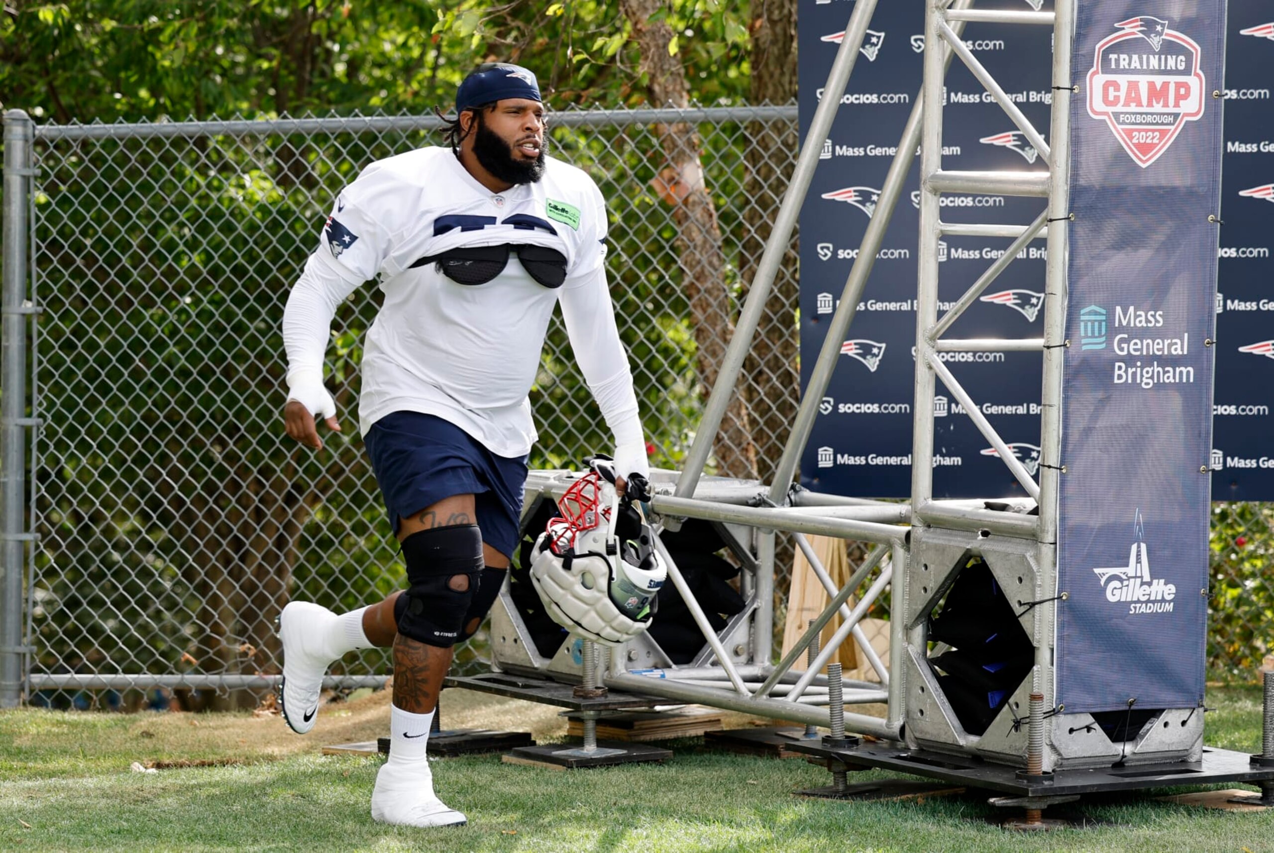 FOXBOROUGH, MA - JULY 29: New England Patriots offensive tackle Isaiah Wynn (76) during day 3 of New England Patriots training camp on July 29, 2022, at the Patriots Training Facility at Gillette Stadium in Foxborough, Massachusetts. (Photo by Fred Kfoury III/Icon Sportswire via Getty Images)