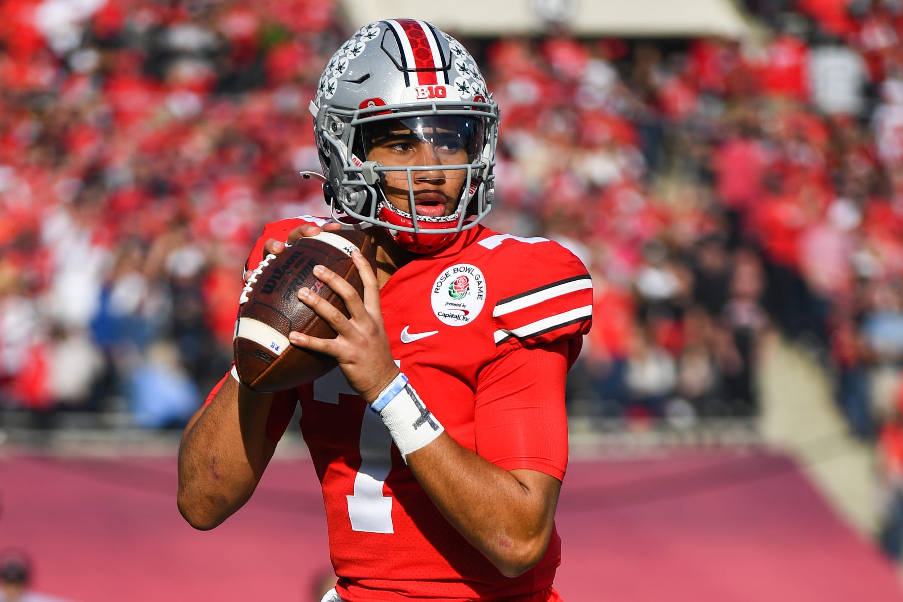 PASADENA, CA - JANUARY 01: Ohio State Buckeyes quarterback C.J. Stroud (7) warms up before the Rose Bowl game between the Ohio State Buckeyes and the Utah Utes on January 1, 2022 at the Rose Bowl in Pasadena, CA. (Photo by Brian Rothmuller/Icon Sportswire via Getty Images)