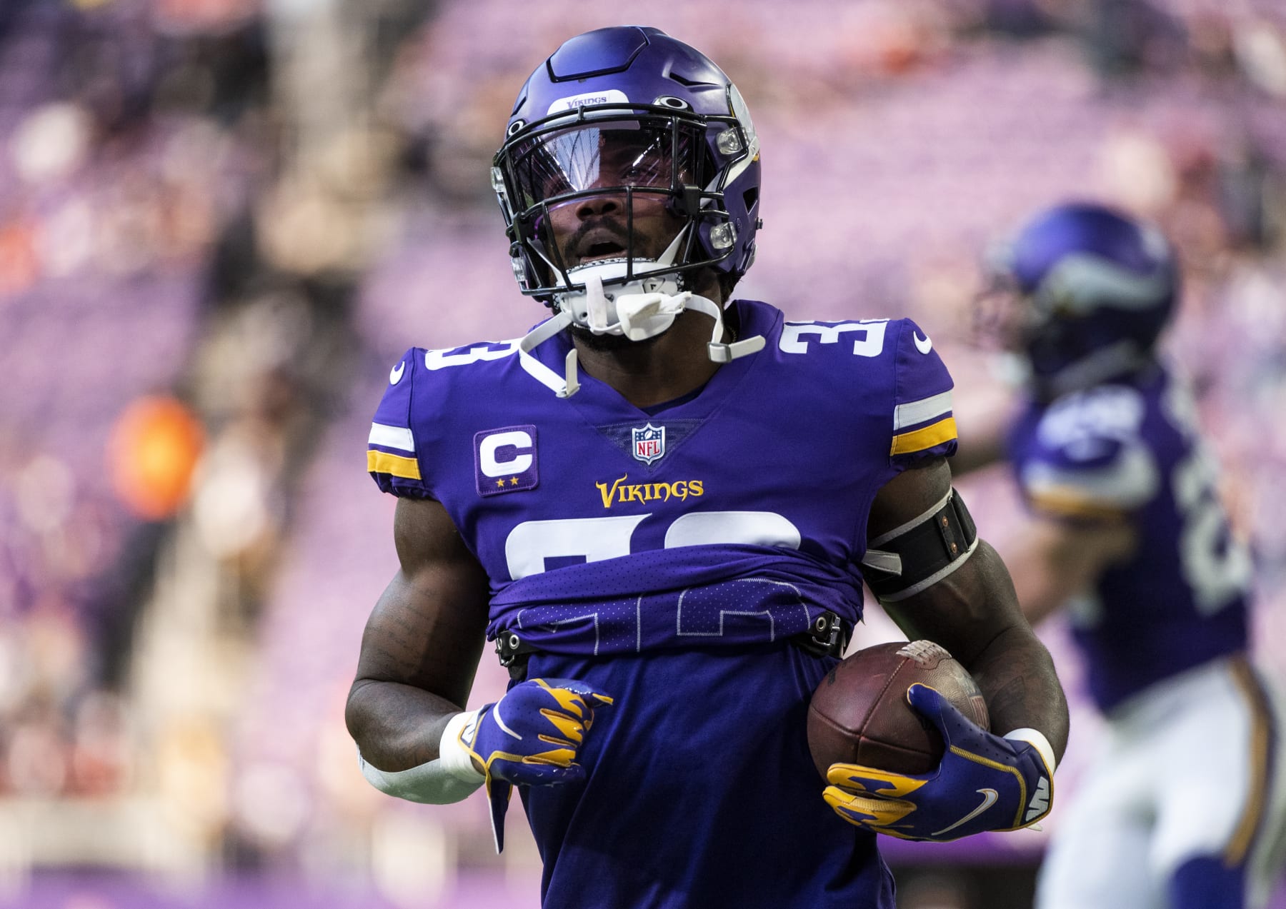 MINNEAPOLIS, MN - JANUARY 09: Dalvin Cook #33 of the Minnesota Vikings warms up before the game against the Chicago Bears at U.S. Bank Stadium on January 9, 2022 in Minneapolis, Minnesota. (Photo by Stephen Maturen/Getty Images)