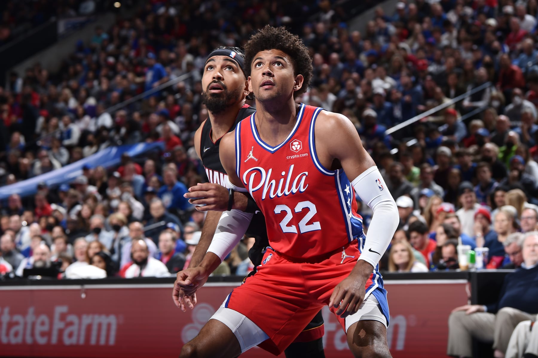 PHILADELPHIA, PA - MAY 8: Matisse Thybulle #22 of the Philadelphia 76ers boxes out during Game 4 of the 2022 NBA Playoffs Eastern Conference Semifinals against the Miami Heat on May 8, 2022 at the Wells Fargo Center in Philadelphia, Pennsylvania NOTE TO USER: User expressly acknowledges and agrees that, by downloading and/or using this Photograph, user is consenting to the terms and conditions of the Getty Images License Agreement. Mandatory Copyright Notice: Copyright 2022 NBAE (Photo by David Dow/NBAE via Getty Images)