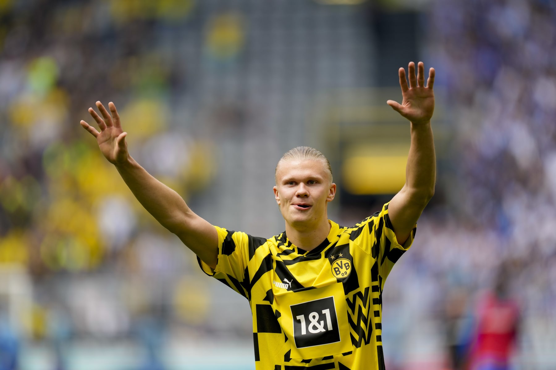 DORTMUND, GERMANY - MAY 14: Erling Haaland of Borussia Dortmund says goodbye to the fans prior to the Bundesliga match between Borussia Dortmund and Hertha BSC at Signal Iduna Park on May 14, 2022 in Dortmund, Germany. (Photo by Alex Gottschalk/vi/DeFodi Images via Getty Images)