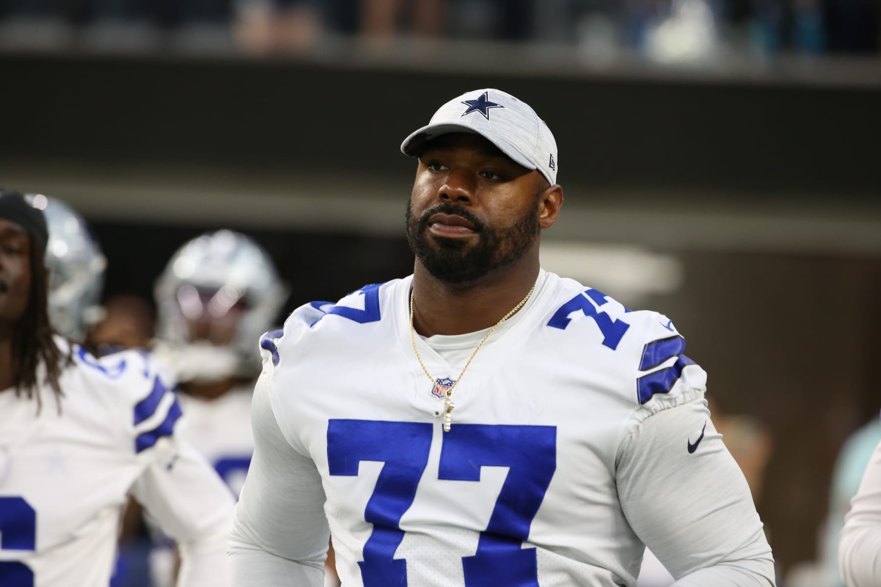 INGLEWOOD, CA - AUGUST 20: Dallas Cowboys offensive tackle Tyron Smith (77) during the NFL preseason game between the Dallas Cowboys and the Los Angeles Chargers on August 20, 2022, at SoFi Stadium in Inglewood, CA. (Photo by Jevone Moore/Icon Sportswire via Getty Images)