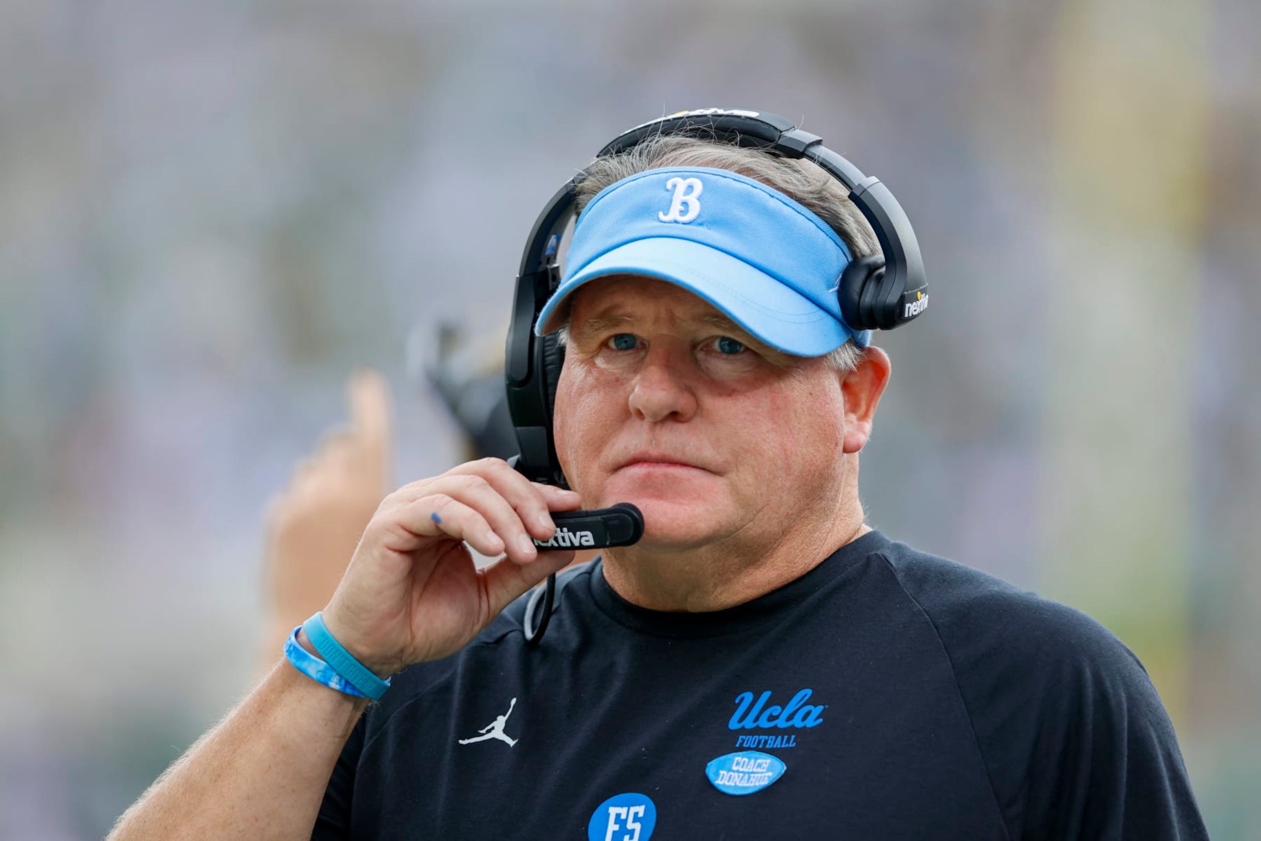 PASADENA, CA - OCTOBER 23: UCLA Bruins head coach Chip Kelly before a college football game between the Oregon Ducks and the UCLA Bruins on October 23, 2021, at the Rose Bowl in Pasadena, CA. (Photo by Jordon Kelly/Icon Sportswire via Getty Images)