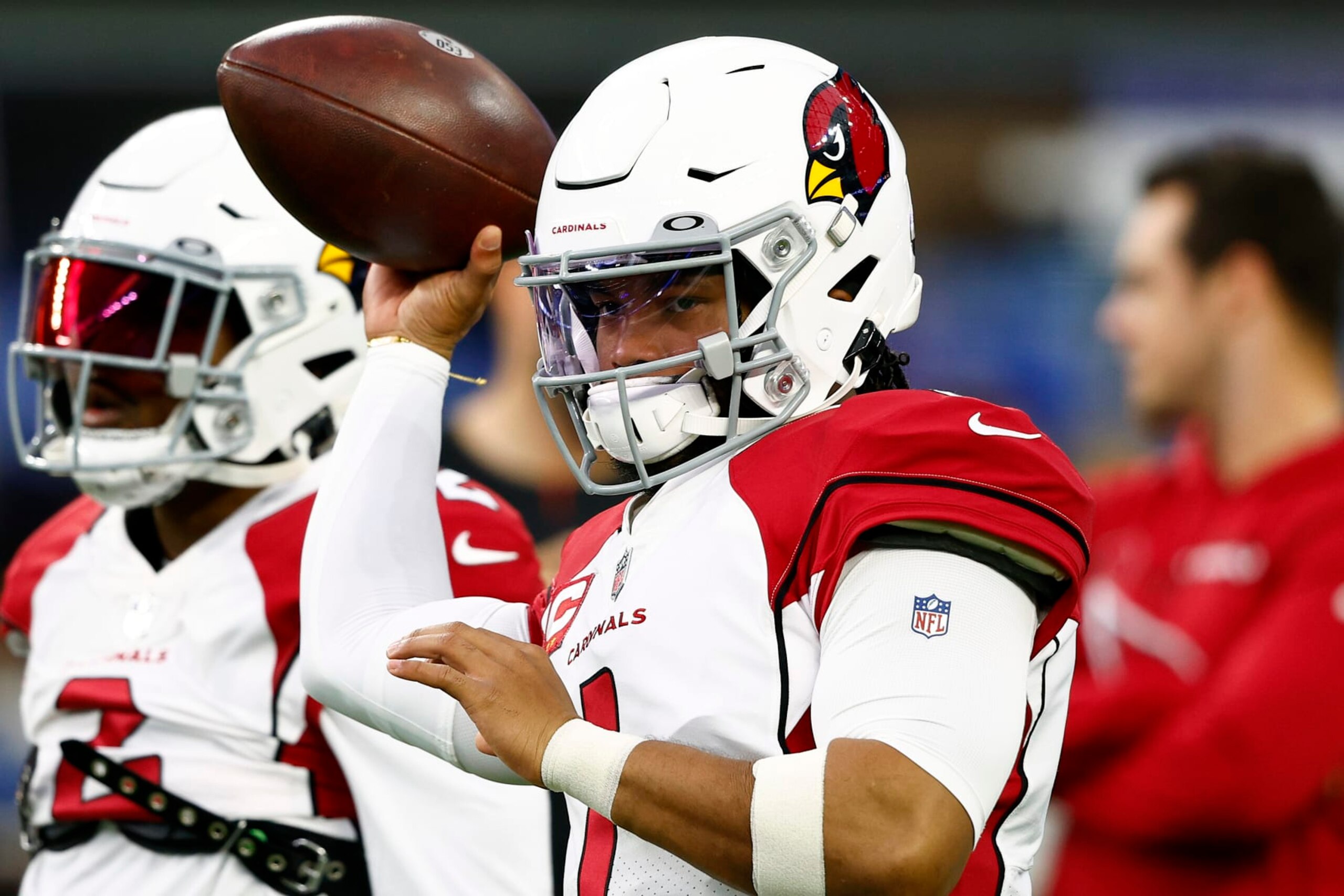 INGLEWOOD, CALIFORNIA - JANUARY 17: Kyler Murray #1 of the Arizona Cardinals warms up before the game against the Los Angeles Rams in the NFC Wild Card Playoff game at SoFi Stadium on January 17, 2022 in Inglewood, California. (Photo by Ronald Martinez/Getty Images)