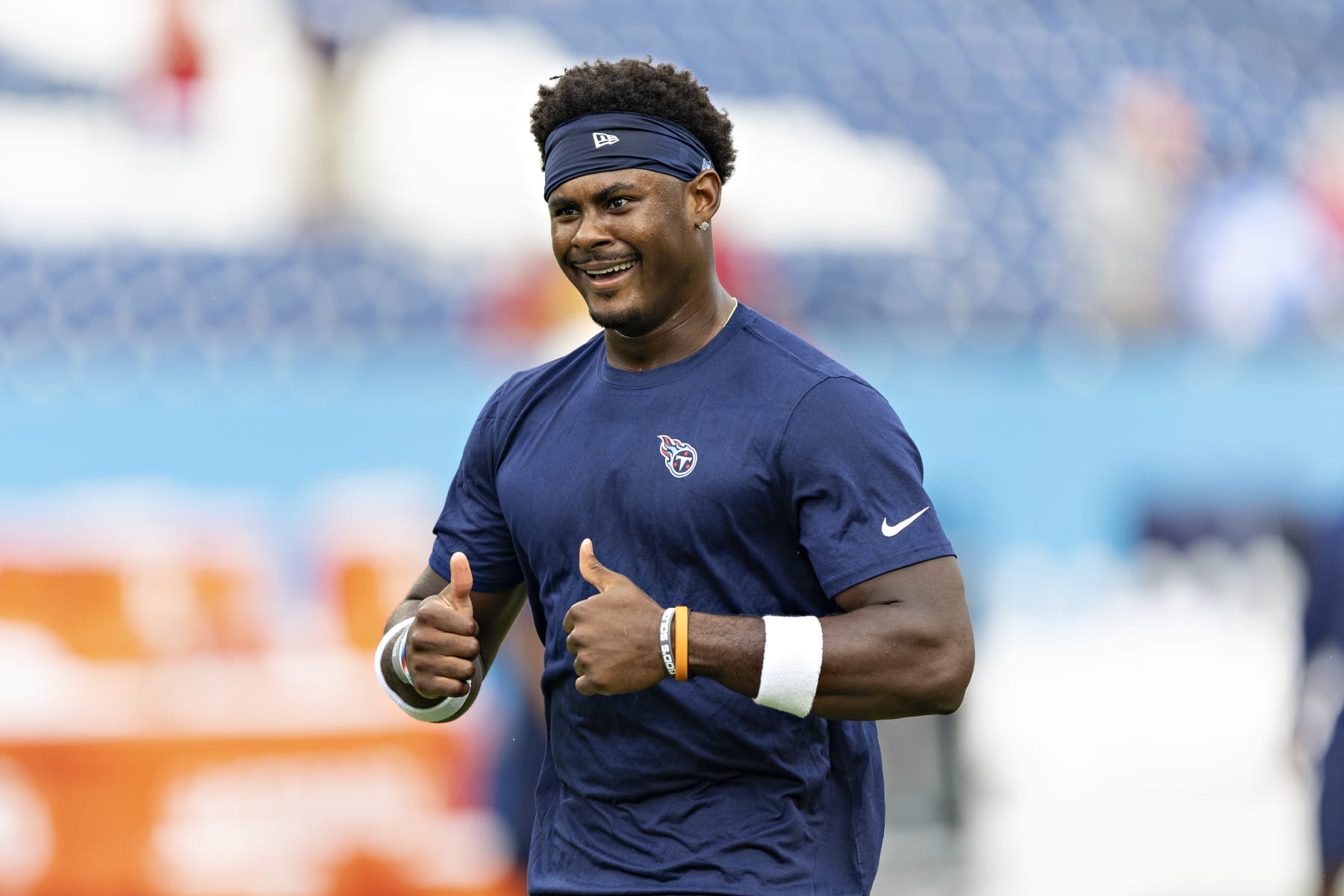 NASHVILLE, TENNESSEE - AUGUST 20: Malik Willis #7 of the Tennessee Titans warms up before a preseason game against the Tampa Bay Buccaneers at Nissan Stadium on August 20, 2022 in Nashville, Tennessee. (Photo by Wesley Hitt/Getty Images)