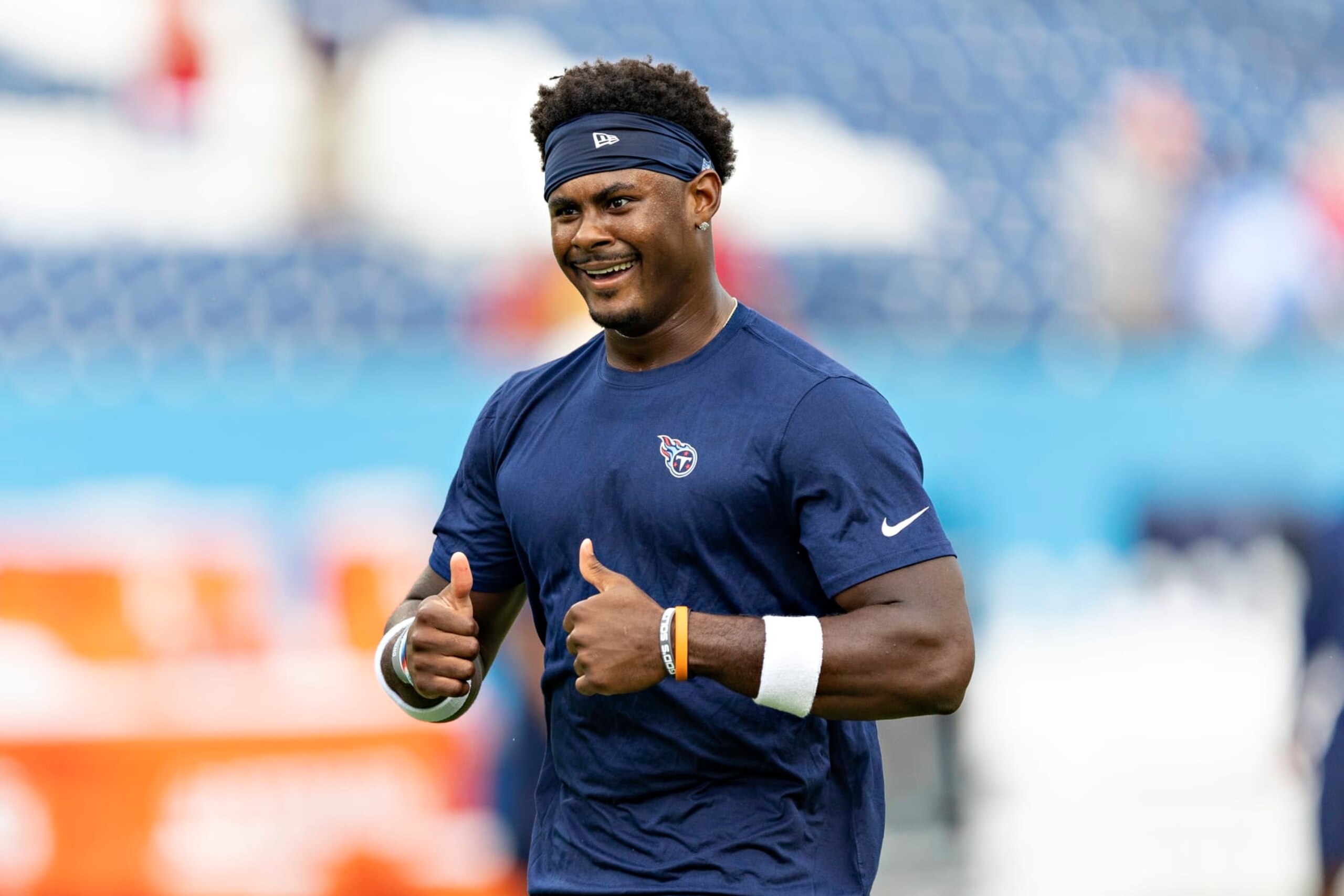 NASHVILLE, TENNESSEE - AUGUST 20: Malik Willis #7 of the Tennessee Titans warms up before a preseason game against the Tampa Bay Buccaneers at Nissan Stadium on August 20, 2022 in Nashville, Tennessee. (Photo by Wesley Hitt/Getty Images)