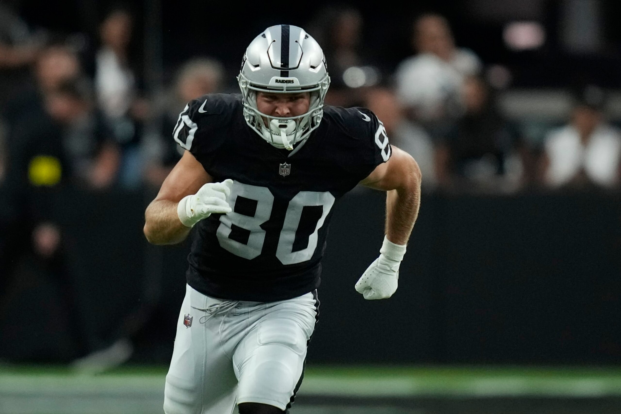 Las Vegas Raiders tight end Jesper Horsted (80) plays against the New England Patriots during an NFL preseason football game, Friday, Aug. 26, 2022, in Las Vegas. (AP Photo/John Locher)