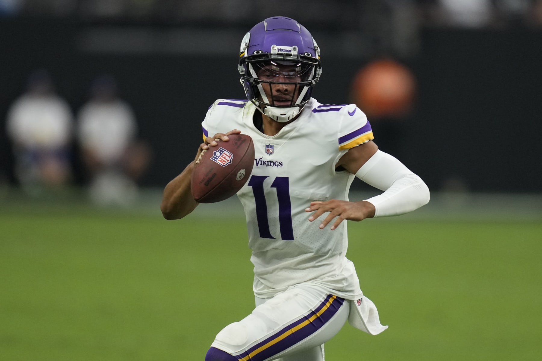 Minnesota Vikings quarterback Kellen Mond (11) plays against the Las Vegas Raiders during an NFL preseason football game, Sunday, Aug. 14, 2022, in Las Vegas. (AP Photo/John Locher) Minnesota Vikings quarterback Kellen Mond (11) plays against the Las Vegas Raiders during an NFL preseason football game, Sunday, Aug. 14, 2022, in Las Vegas. (AP Photo/John Locher)