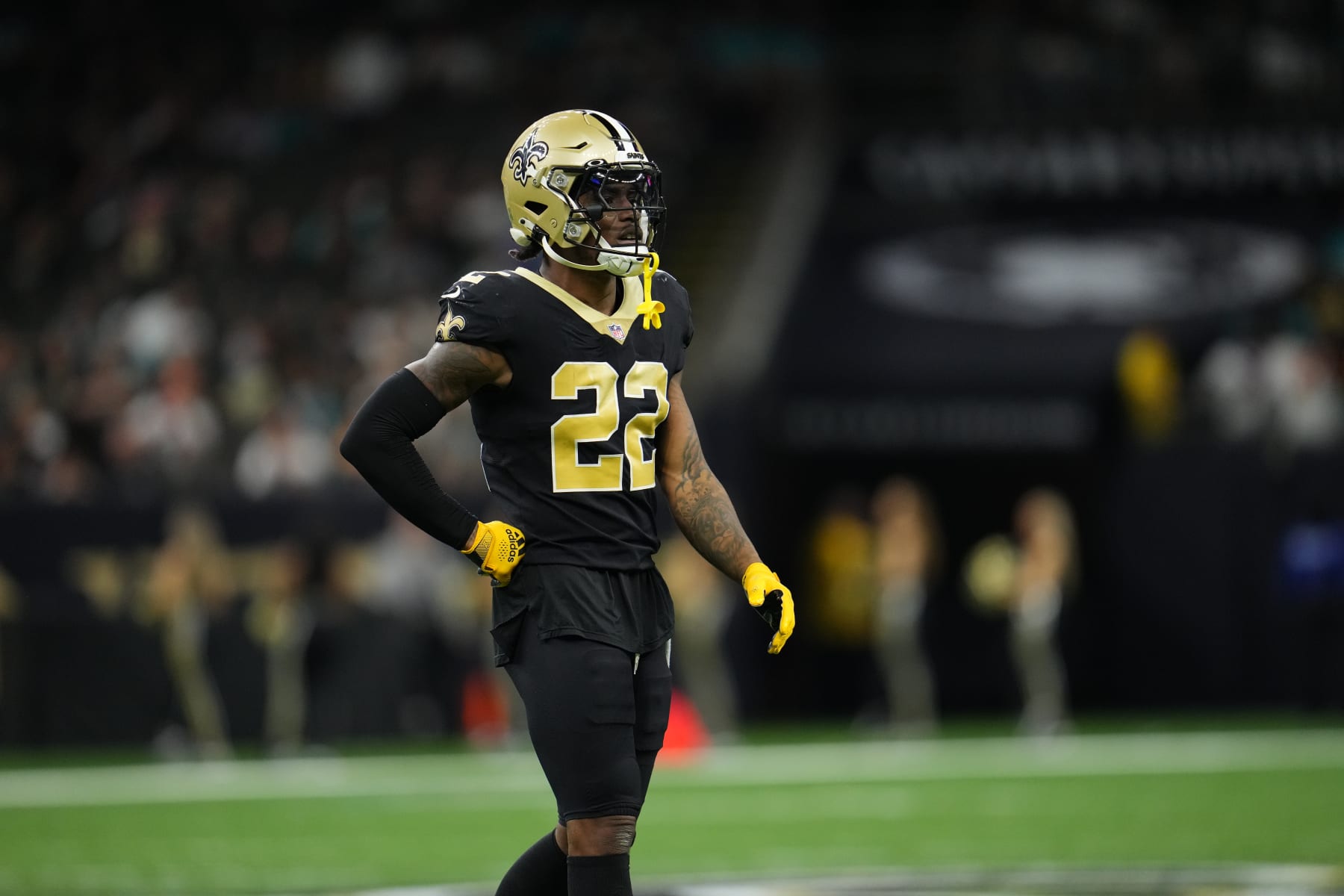 NEW ORLEANS, LOUISIANA - DECEMBER 27: Chauncey Gardner-Johnson #22 of the New Orleans Saints gets set during an NFL game against theMiami Dolphins at Caesars Superdome on December 27, 2021 in New Orleans, Louisiana. (Photo by Cooper Neill/Getty Images)
