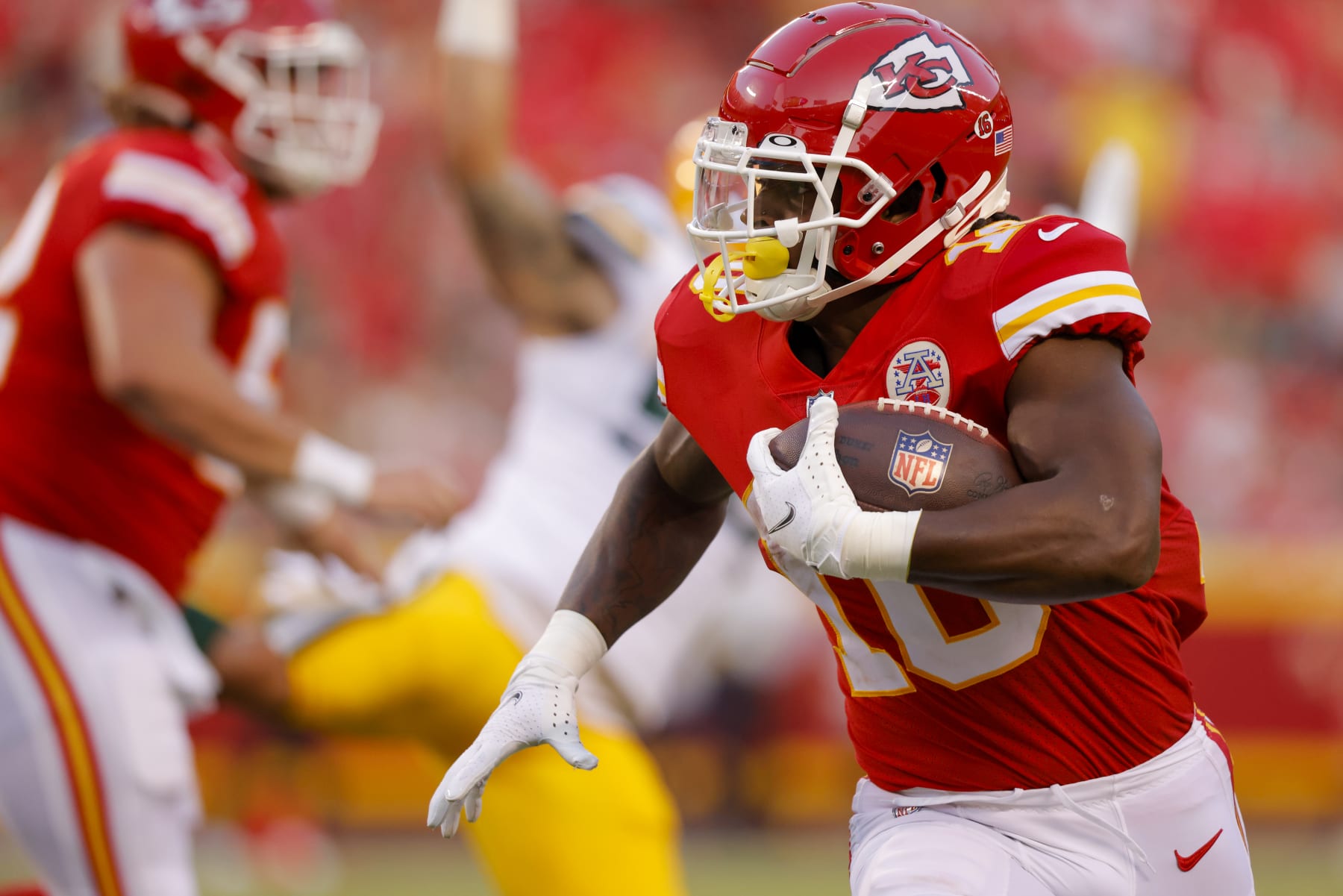 KANSAS CITY, MO - AUGUST 25: Isiah Pacheco #10 of the Kansas City Chiefs runs with the football during the first quarter of a preseason game against the Green Bay Packers at Arrowhead Stadium on August 25, 2022 in Kansas City, Missouri. (Photo by David Eulitt/Getty Images)
