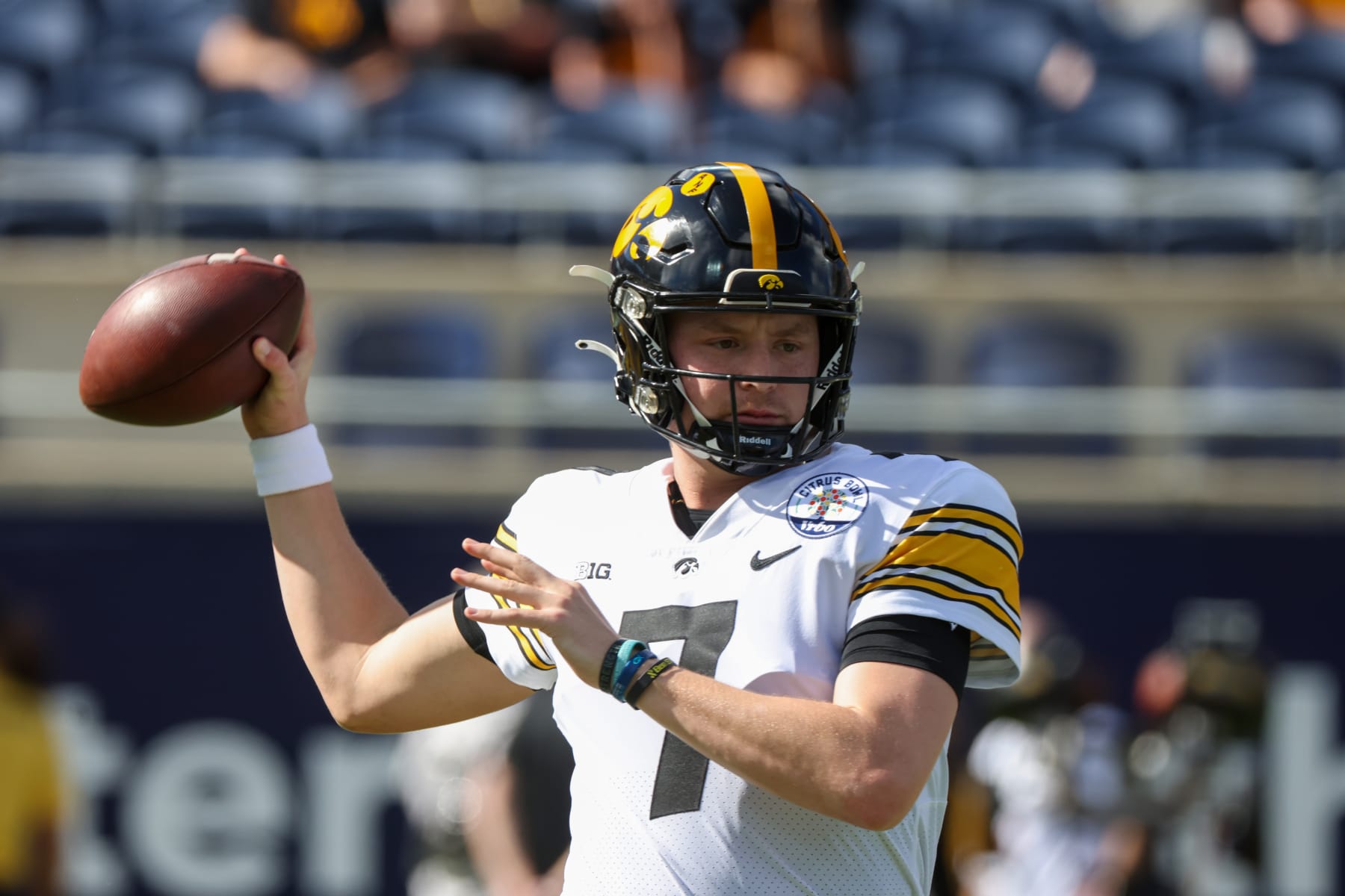ORLANDO, FL - JANUARY 01: Iowa Hawkeyes quarterback Spencer Petras (7) warms up before the Vrbo Citrus Bowl game between the Iowa Hawkeyes and the Kentucky Wildcats on January 1, 2022 at Camping World Stadium in Orlando FL. (Photo by Joe Petro/Icon Sportswire via Getty Images)