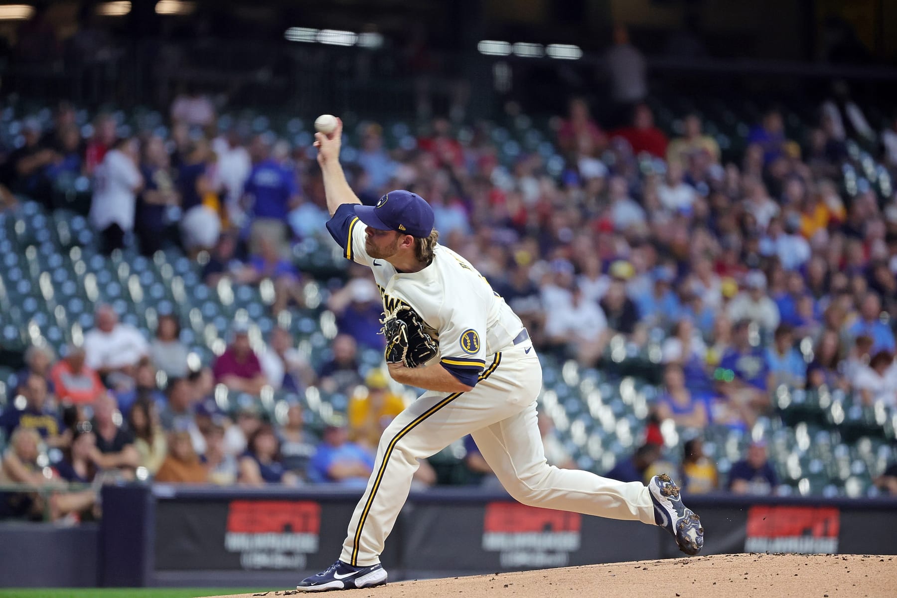 MILWAUKEE, WISCONSIN - AUGUST 29: Corbin Burnes #39 of the Milwaukee Brewers throws a pitch during the first inning against the Pittsburgh Pirates at American Family Field on August 29, 2022 in Milwaukee, Wisconsin. (Photo by Stacy Revere/Getty Images)