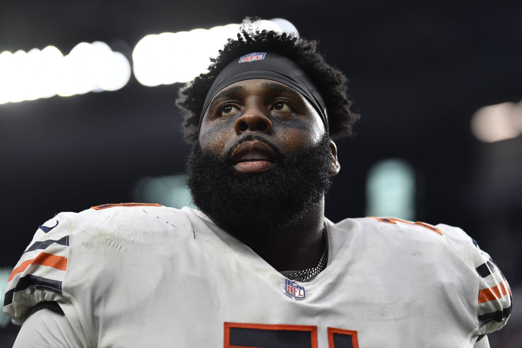 LAS VEGAS, NEVADA - OCTOBER 10:  Offensive tackle Jason Peters #71 of the Chicago Bears reacts after a victory against the Las Vegas Raiders at Allegiant Stadium on October 10, 2021 in Las Vegas, Nevada. The Bears defeated the Raiders 20-9. (Photo by Chris Unger/Getty Images)
