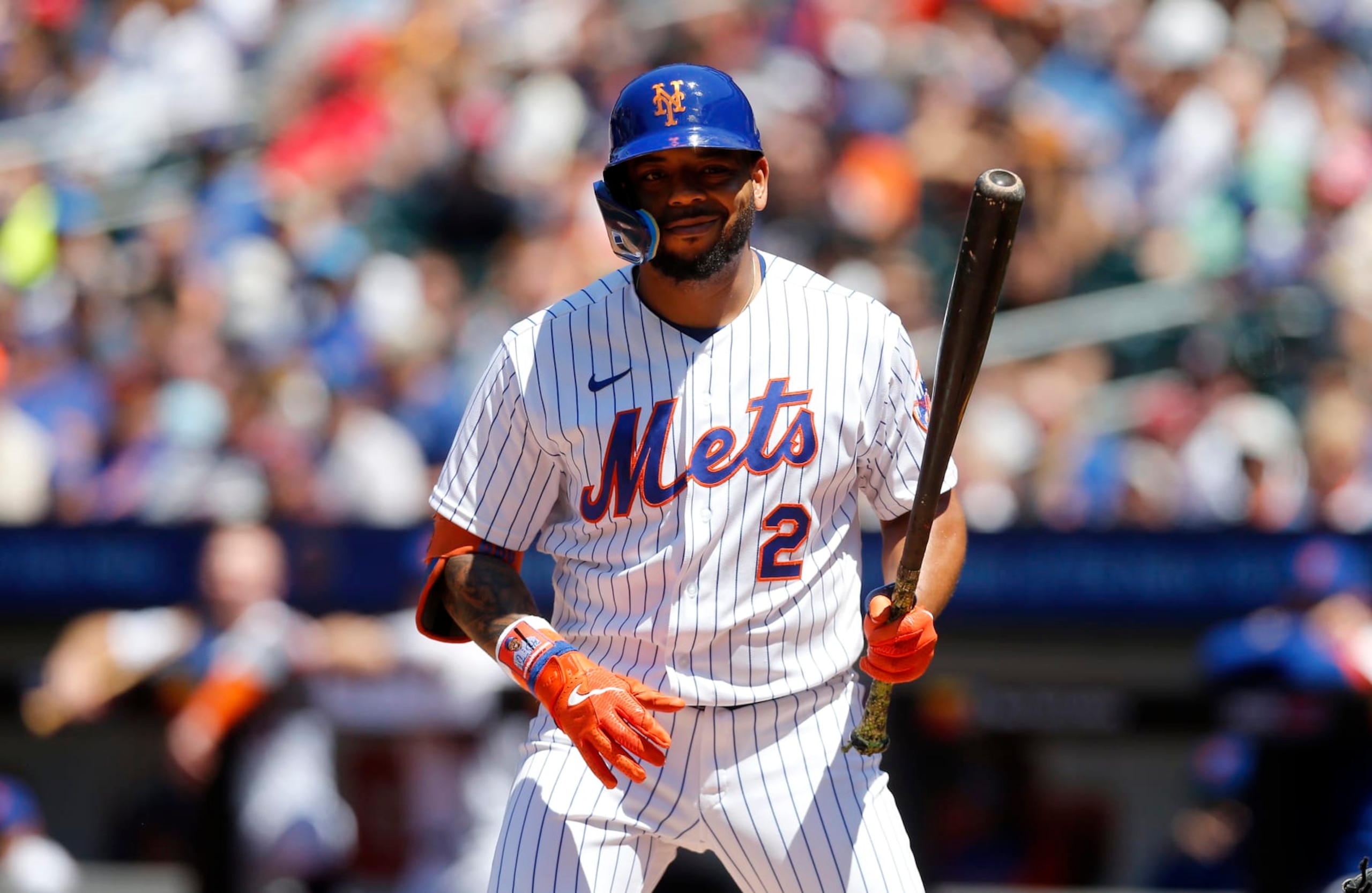 NEW YORK, NEW YORK - JULY 03:  Dominic Smith #2 of the New York Mets in action against the Texas Rangers at Citi Field on July 03, 2022 in New York City. The Mets defeated the Rangers 4-1. (Photo by Jim McIsaac/Getty Images)