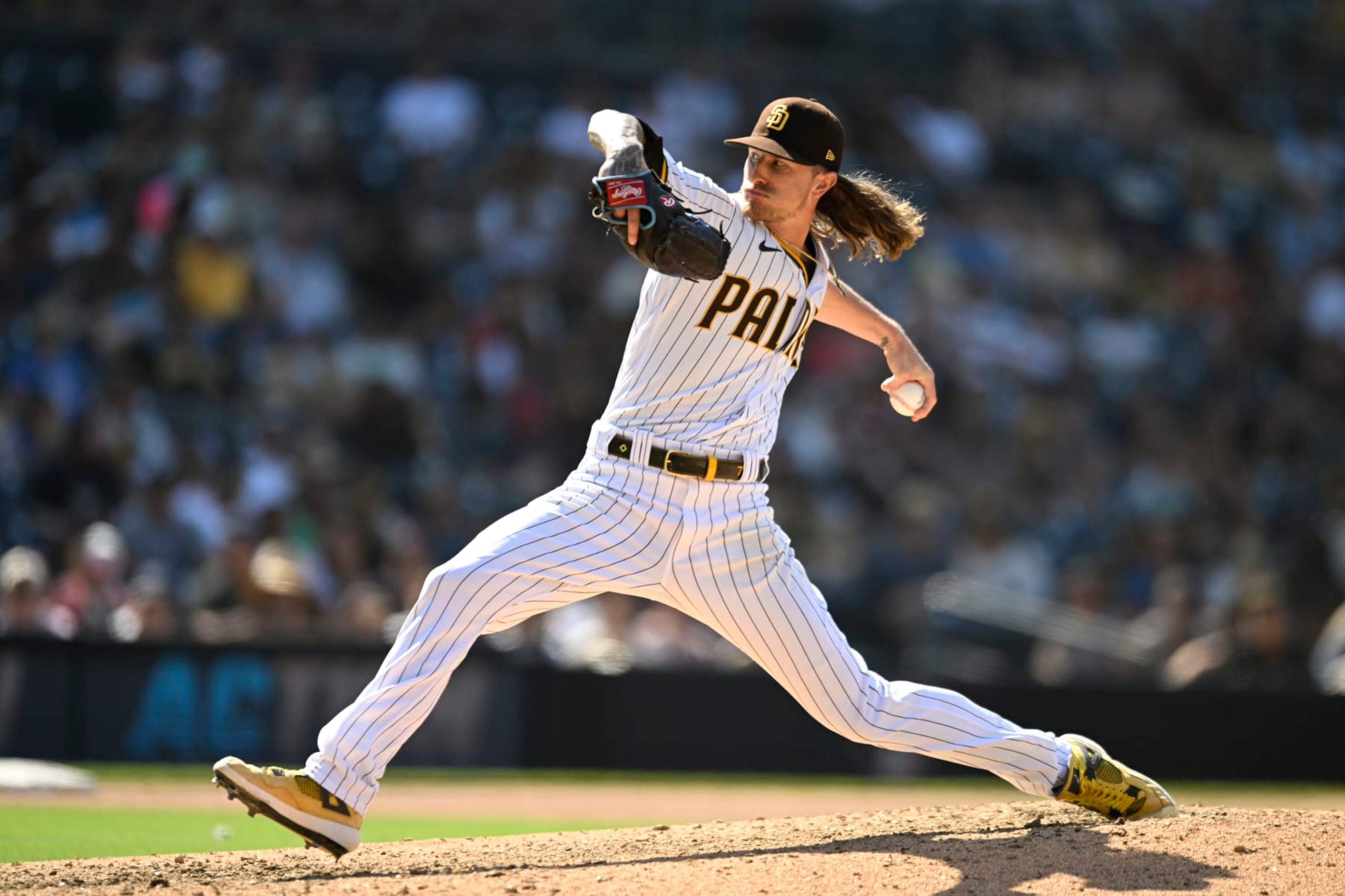 SAN DIEGO, CA - AUGUST 24:  Josh Hader #71 of the San Diego Padres plays during a baseball game against the Cleveland Guardians August 24, 2022 at Petco Park in San Diego, California. (Photo by Denis Poroy/Getty Images)