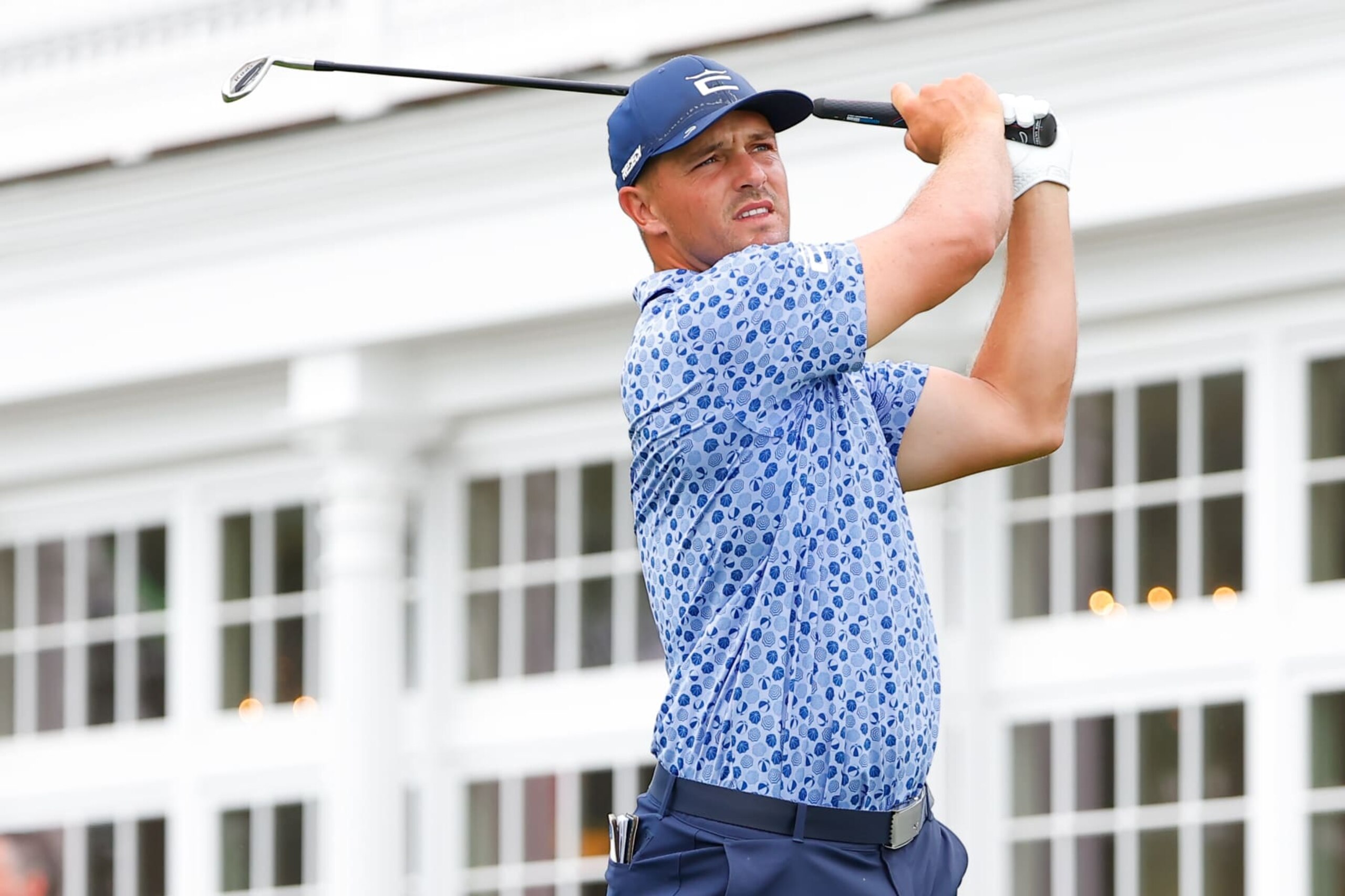 BEDMINSTER, NJ - JULY 31:  Bryson DeChambeau  tees off at the 16th tee during the 3rd round of the LIV Golf Invitational Series Bedminster on July 31, 2022 at Trump National Golf Club in Bedminster, New Jersey. (Photo by Rich Graessle/Icon Sportswire via Getty Images)