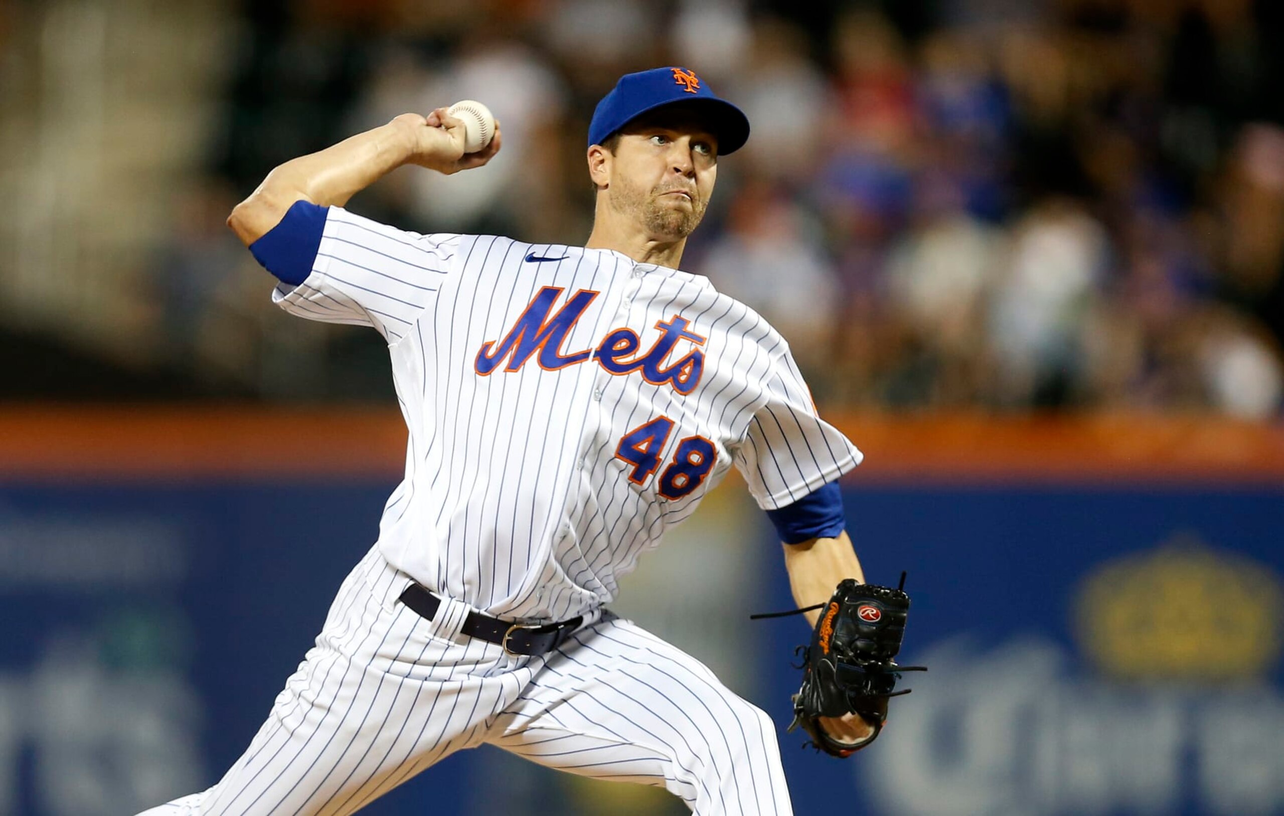 NEW YORK, NEW YORK - AUGUST 31:  Jacob deGrom #48 of the New York Mets pitches during the third inning against the Los Angeles Dodgers at Citi Field on August 31, 2022 in New York City. (Photo by Jim McIsaac/Getty Images)