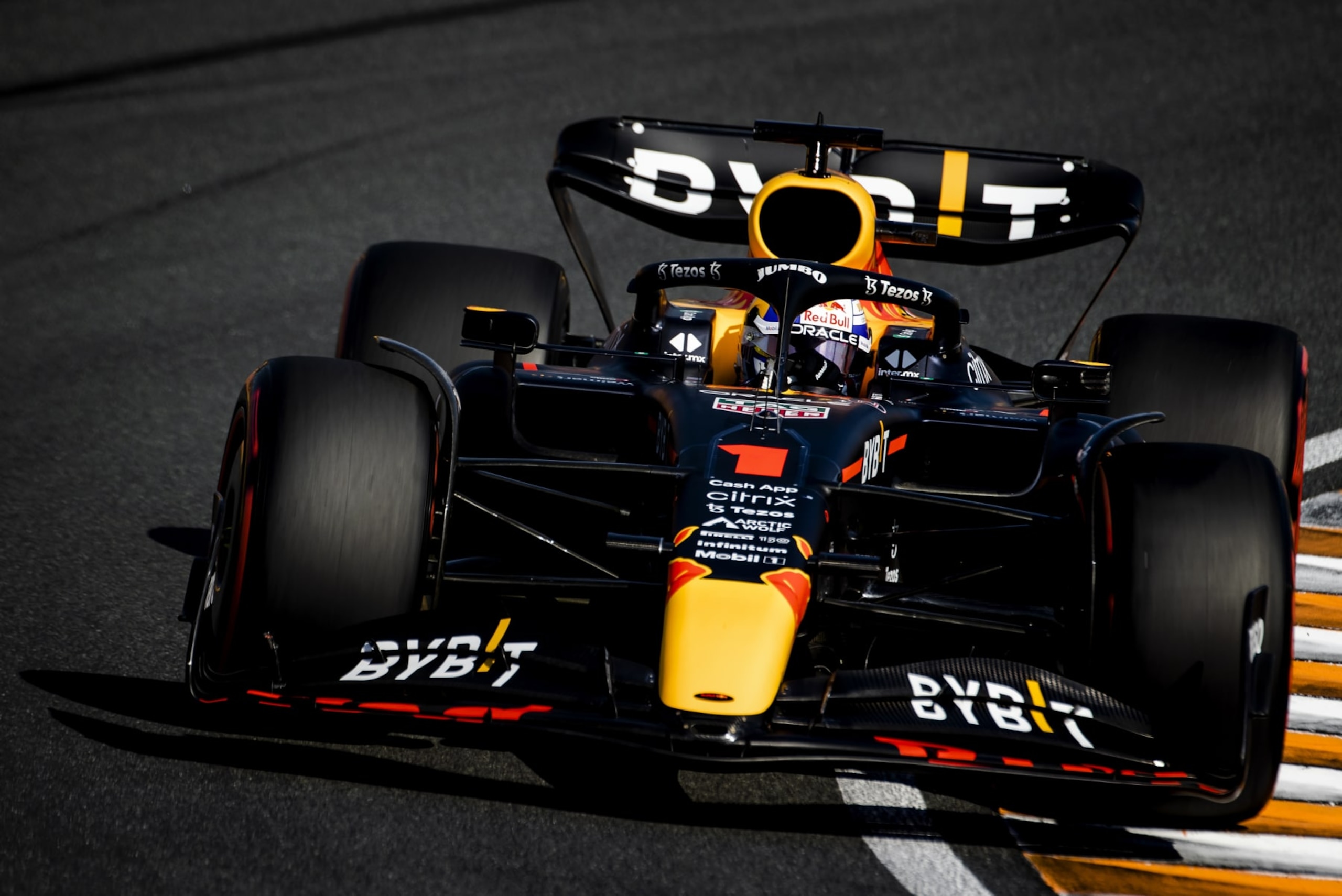 ZANDVOORT - Max Verstappen (Oracle Red Bull Racing) during qualifying ahead of the F1 Grand Prix of the Netherlands at Circuit Zandvoort on September 3, 2022 in Zandvoort, Netherlands. ANP SEM VAN DER WAL (Photo by ANP via Getty Images)