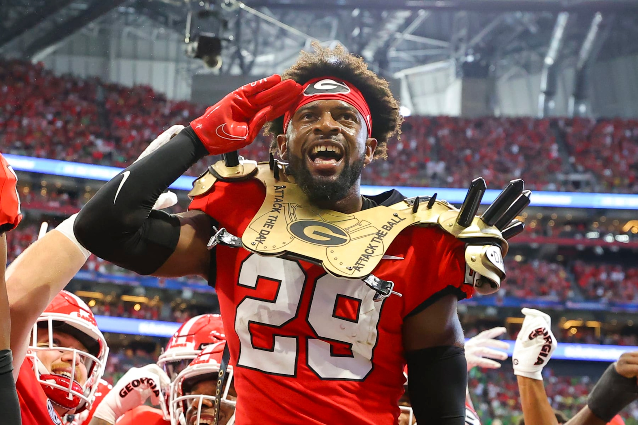ATLANTA, GA - SEPTEMBER 03: Christopher Smith #29 of the Georgia Bulldogs reacts on the sidelines during the first half against the Oregon Ducks at Mercedes-Benz Stadium on September 3, 2022 in Atlanta, Georgia. (Photo by Todd Kirkland/Getty Images)
