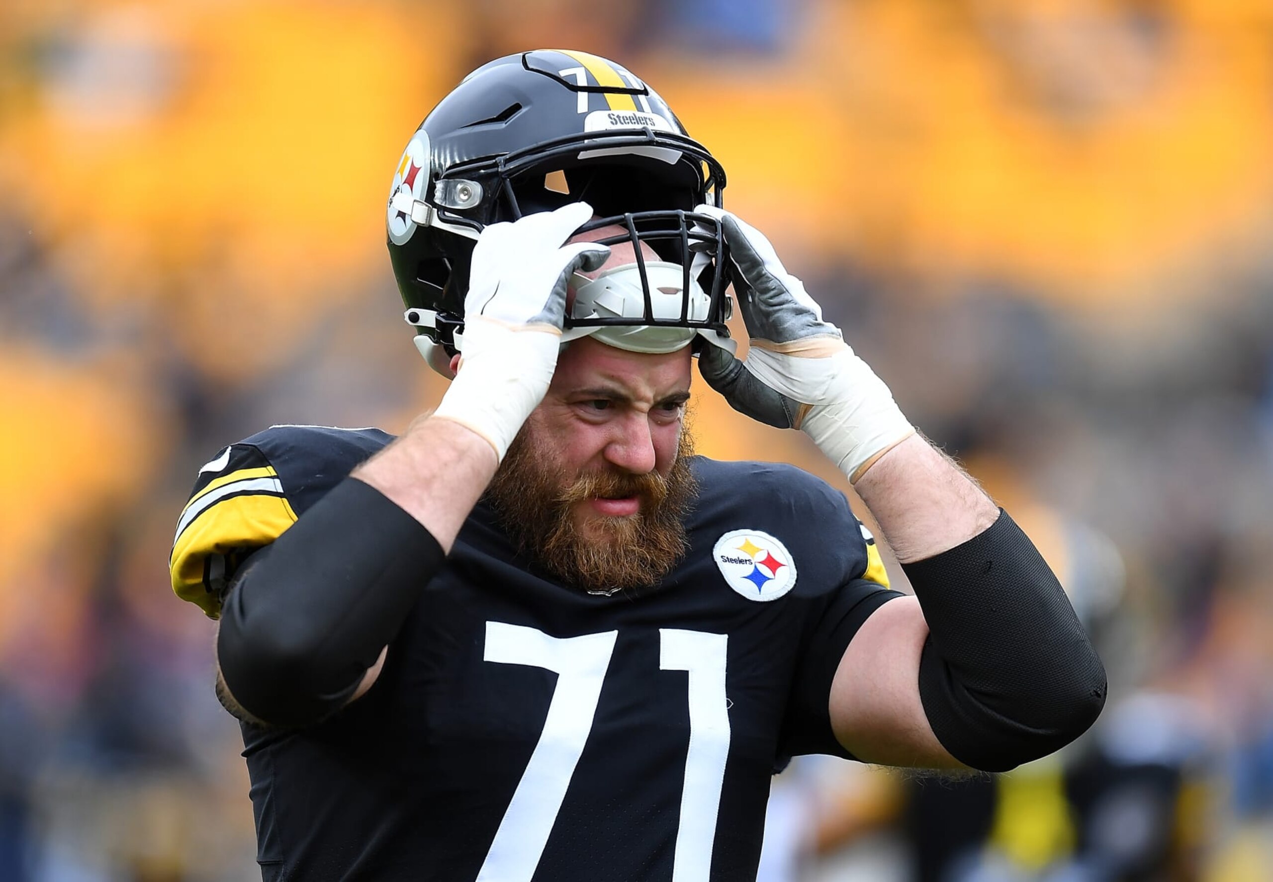 PITTSBURGH, PA - DECEMBER 19: Joe Haeg #71 of the Pittsburgh Steelers looks on during the game against the Tennessee Titans at Heinz Field on December 19, 2021 in Pittsburgh, Pennsylvania. (Photo by Joe Sargent/Getty Images) PITTSBURGH, PA - DECEMBER 19: Joe Haeg #71 of the Pittsburgh Steelers looks on during the game against the Tennessee Titans at Heinz Field on December 19, 2021 in Pittsburgh, Pennsylvania. (Photo by Joe Sargent/Getty Images)